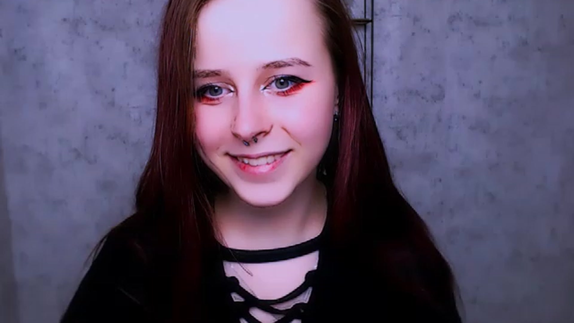 Gallery image thumbnail from SaraLipss_'s myfreecams stream on, 04/02/2023, 22:59 image 18 of 20