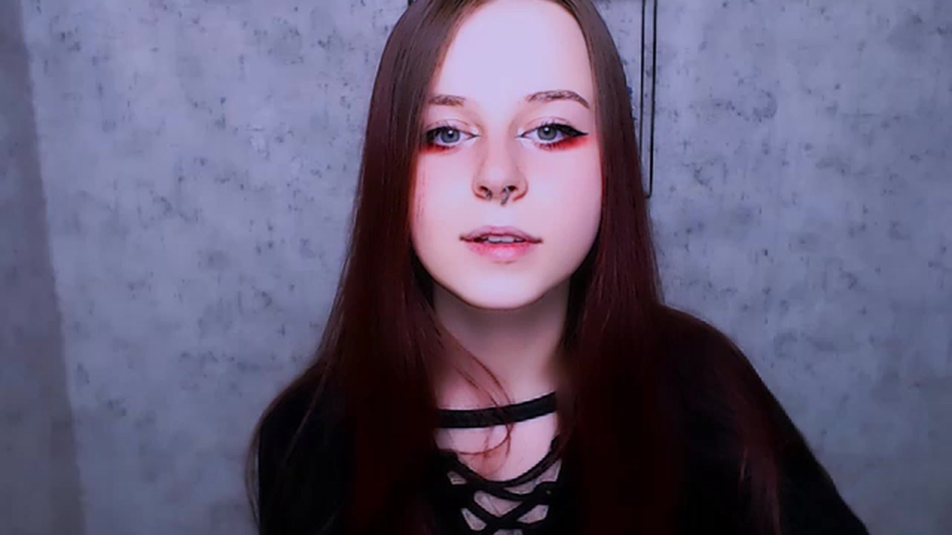 Gallery image thumbnail from SaraLipss_'s myfreecams stream on, 04/03/2023, 19:21 image 6 of 20