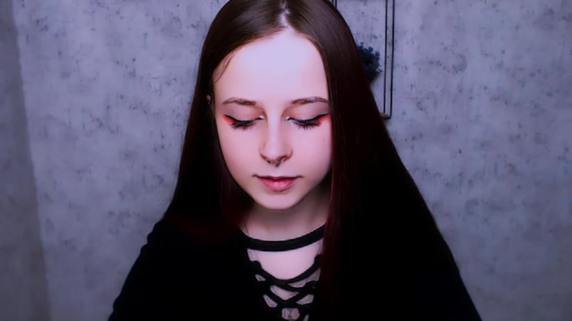 Gallery image thumbnail from SaraLipss_'s myfreecams stream on, 04/03/2023, 19:21 image 13 of 20
