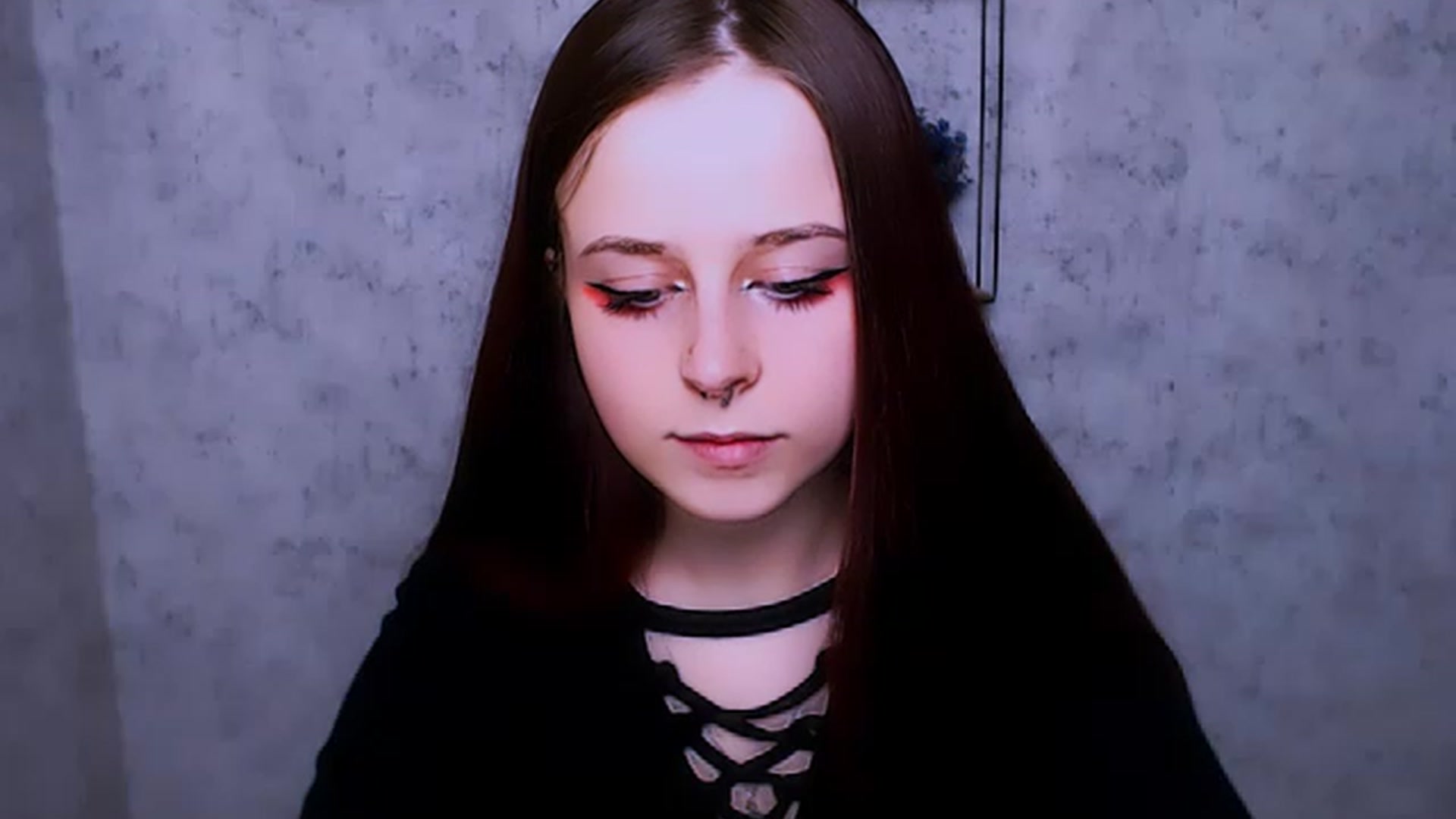 Gallery image thumbnail from SaraLipss_'s myfreecams stream on, 04/03/2023, 19:21 image 15 of 20
