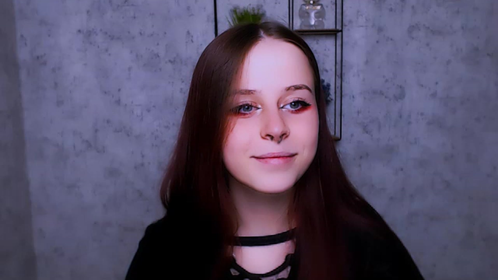 Gallery image thumbnail from SaraLipss_'s myfreecams stream on, 04/03/2023, 20:35 image 5 of 20