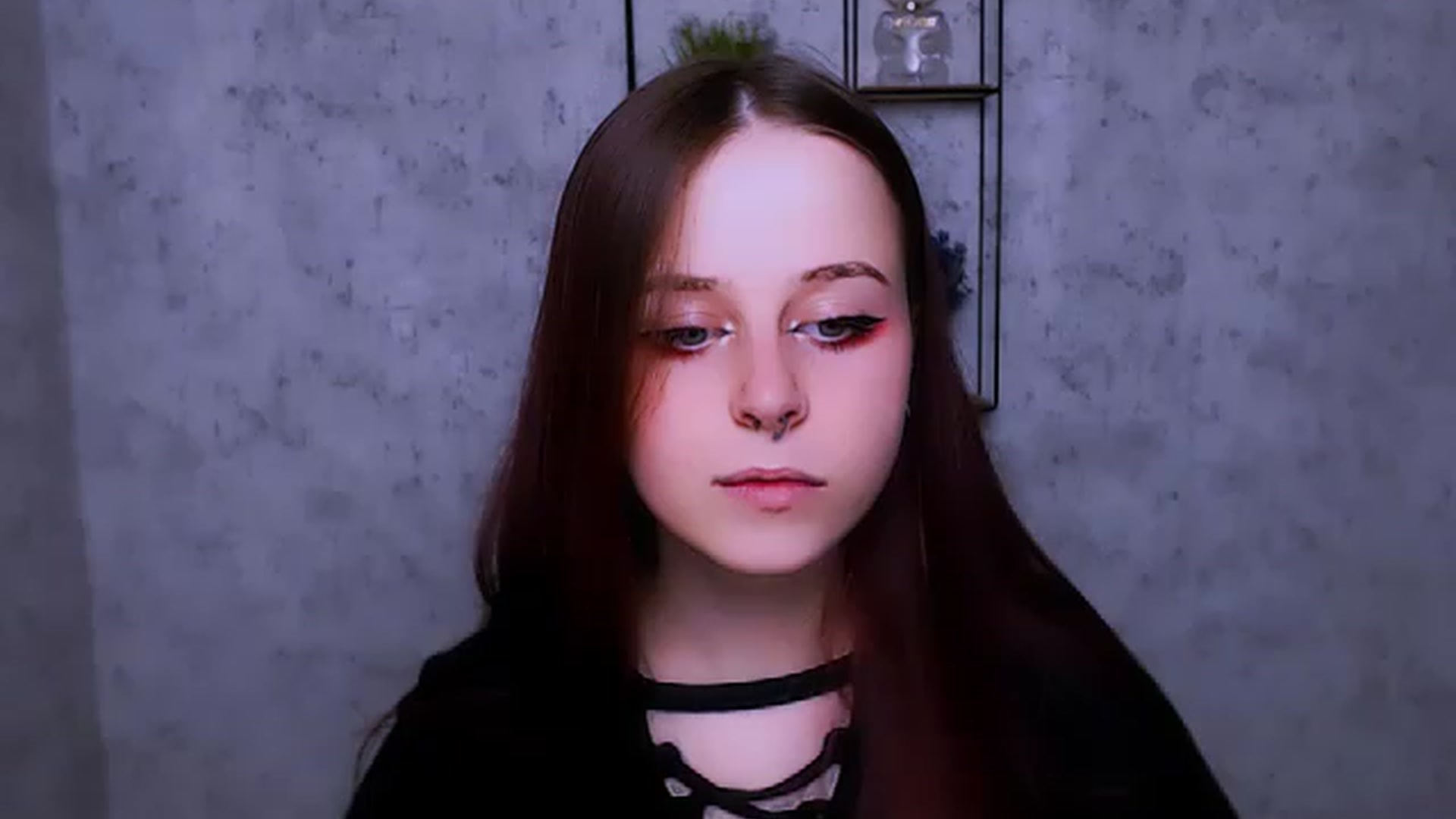 Gallery image thumbnail from SaraLipss_'s myfreecams stream on, 04/03/2023, 20:35 image 6 of 20