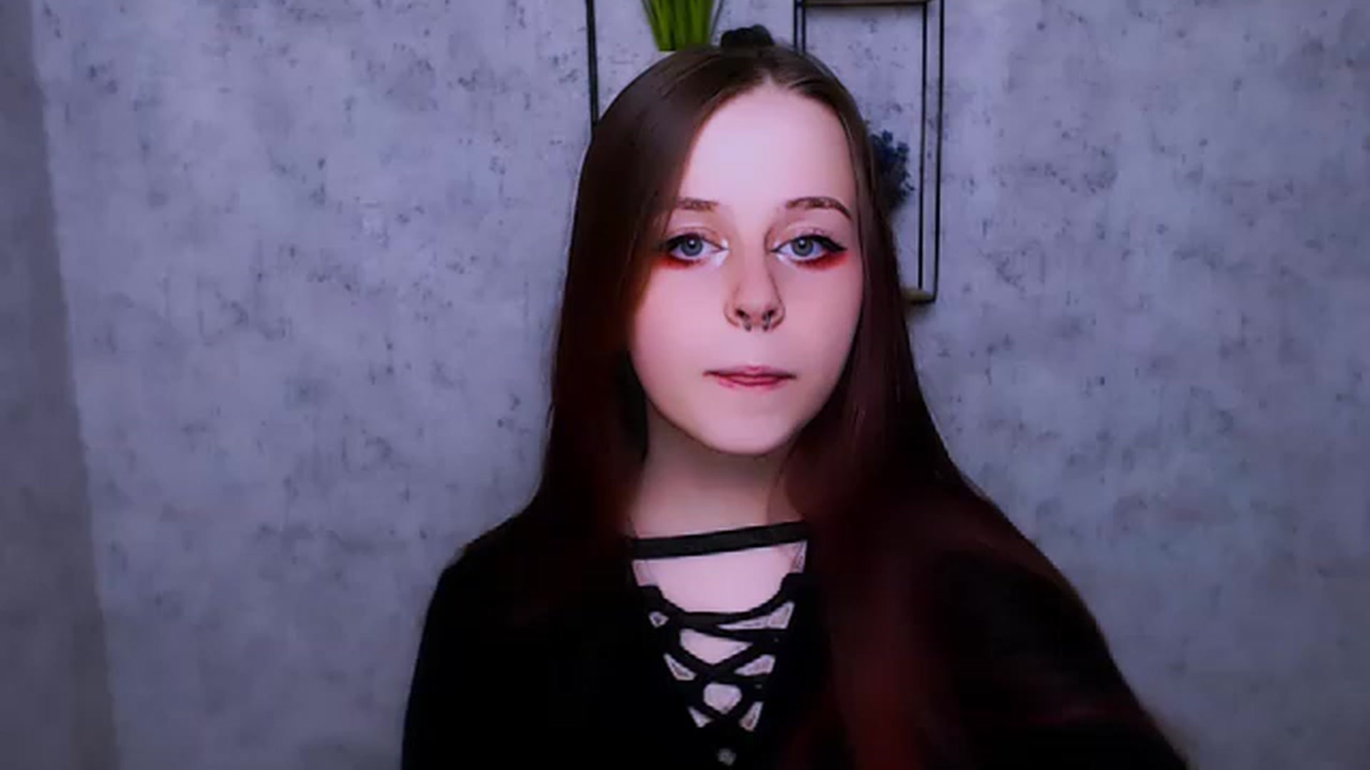 Gallery image thumbnail from SaraLipss_'s myfreecams stream on, 04/03/2023, 21:57 image 6 of 20