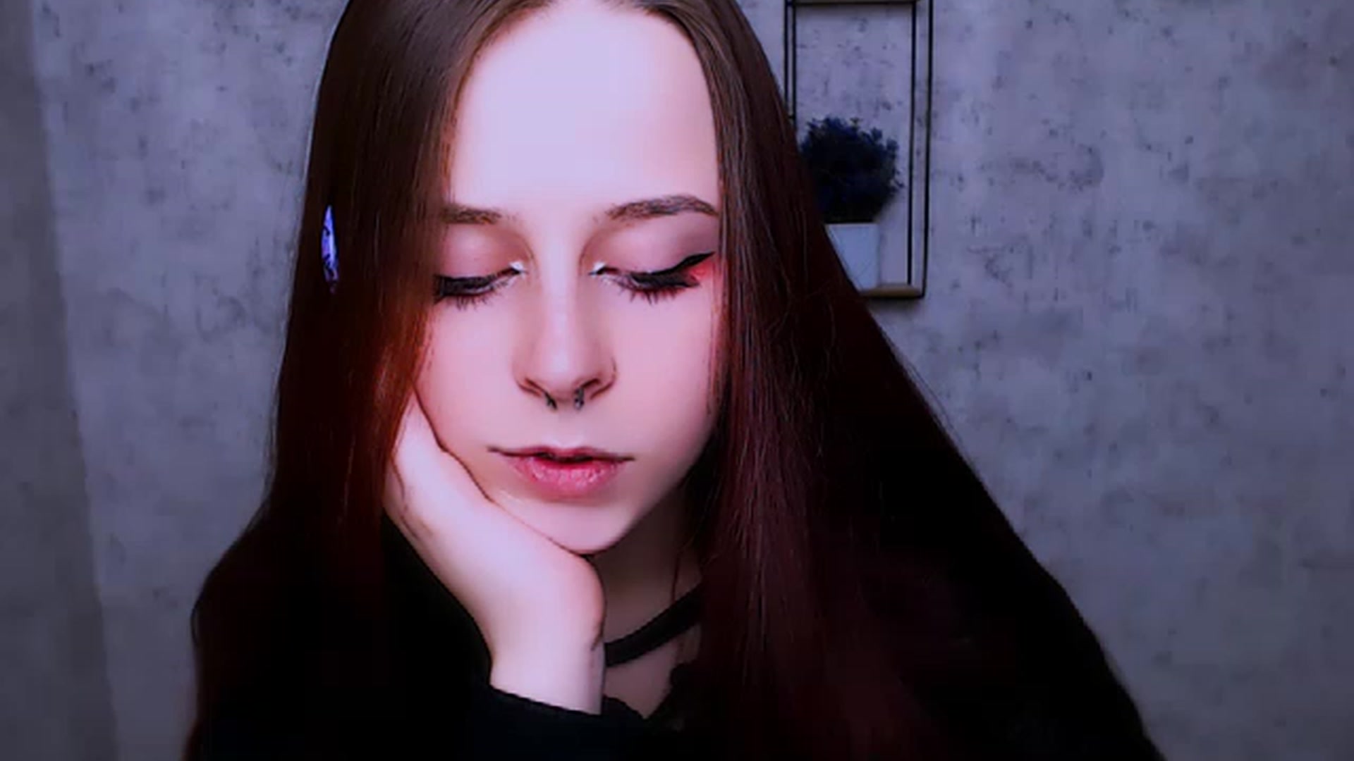 Gallery image thumbnail from SaraLipss_'s myfreecams stream on, 04/03/2023, 21:57 image 7 of 20