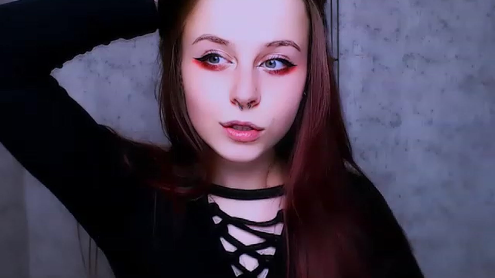 Gallery image thumbnail from SaraLipss_'s myfreecams stream on, 04/03/2023, 22:19 image 11 of 20