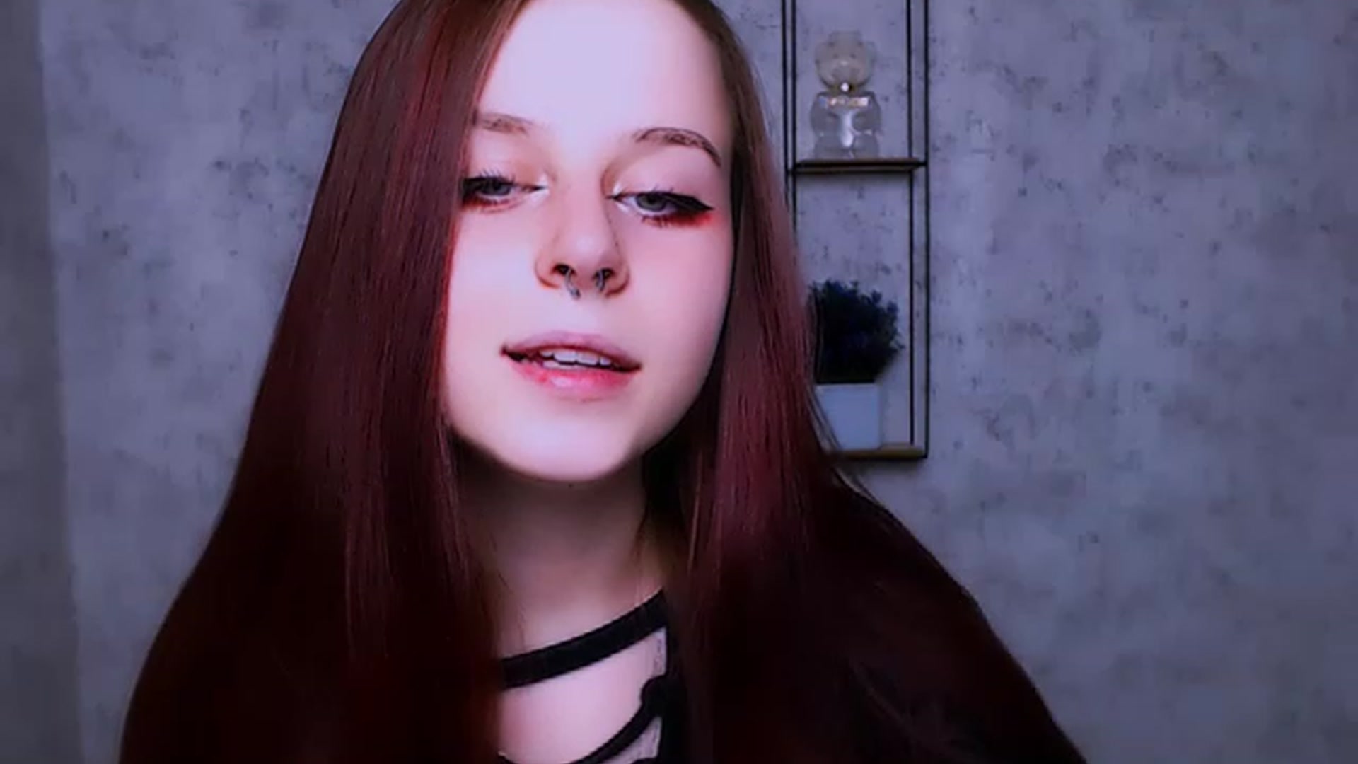 Gallery image thumbnail from SaraLipss_'s myfreecams stream on, 04/03/2023, 22:19 image 17 of 20
