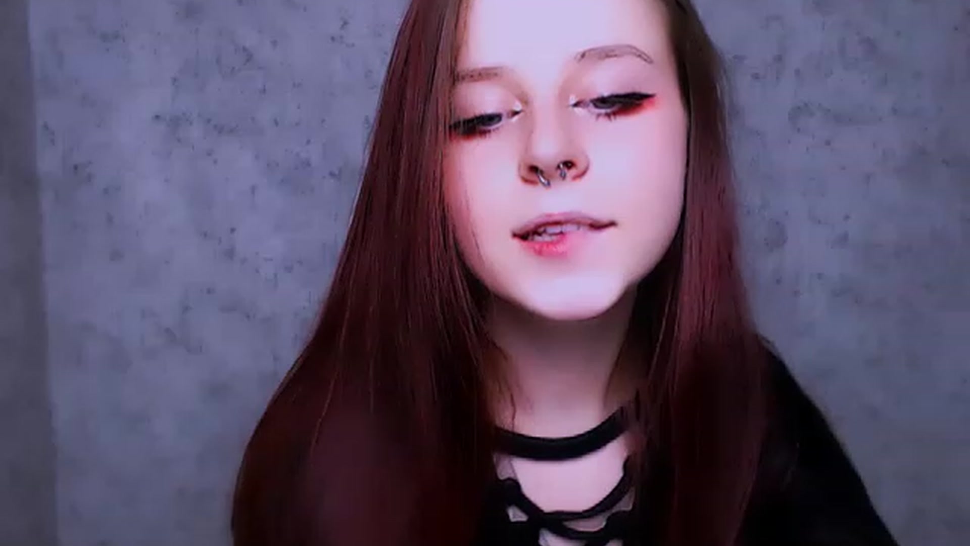 Gallery image thumbnail from SaraLipss_'s myfreecams stream on, 04/03/2023, 22:19 image 8 of 20