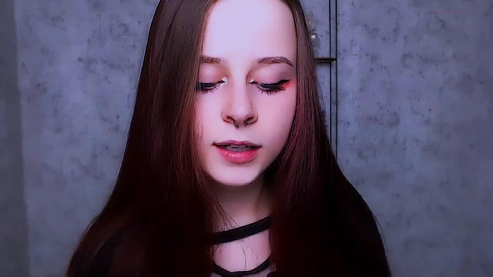 Gallery image thumbnail from SaraLipss_'s myfreecams stream on, 04/03/2023, 22:19 image 12 of 20