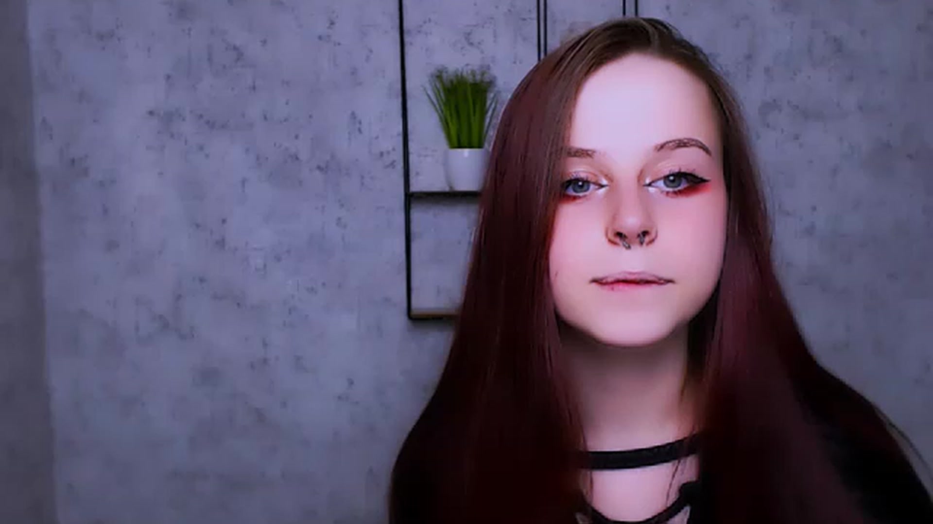 Gallery image thumbnail from SaraLipss_'s myfreecams stream on, 04/03/2023, 22:19 image 4 of 20