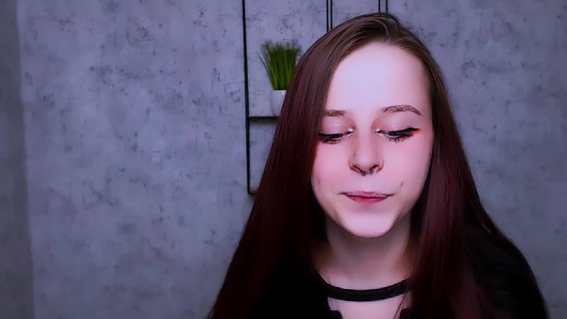 Gallery image thumbnail from SaraLipss_'s myfreecams stream on, 04/03/2023, 22:19 image 6 of 20
