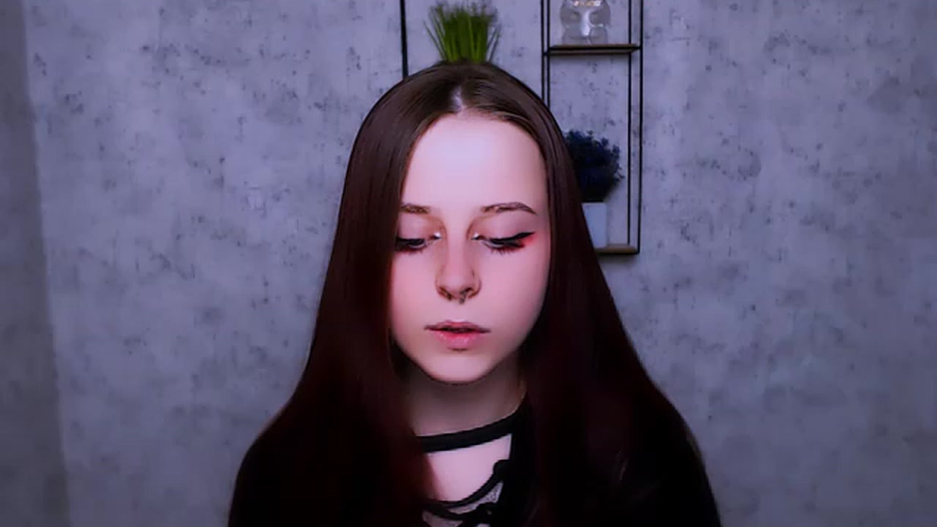 Gallery image thumbnail from SaraLipss_'s myfreecams stream on, 04/04/2023, 24:36 image 12 of 20