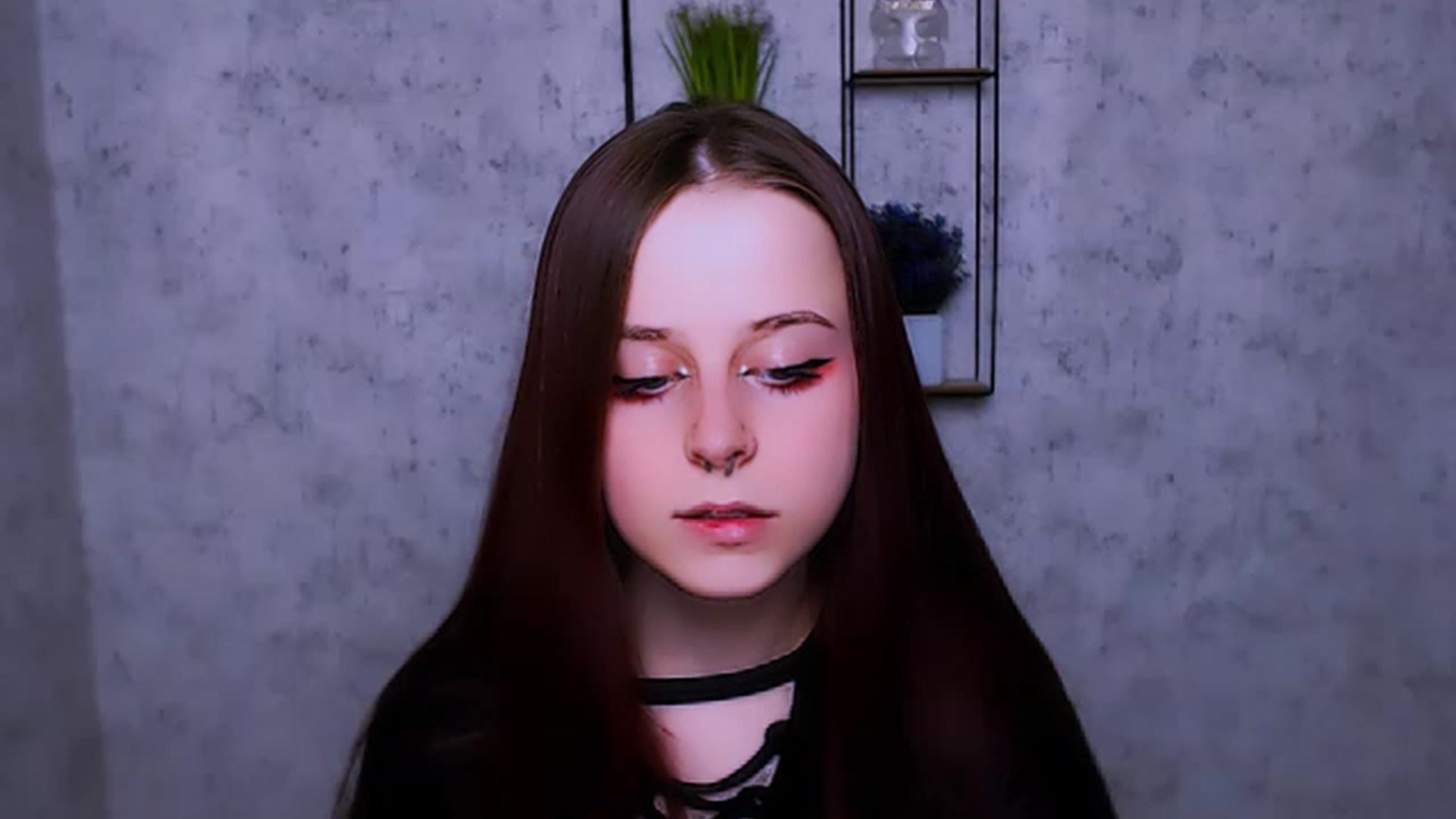 Gallery image thumbnail from SaraLipss_'s myfreecams stream on, 04/04/2023, 24:36 image 15 of 20