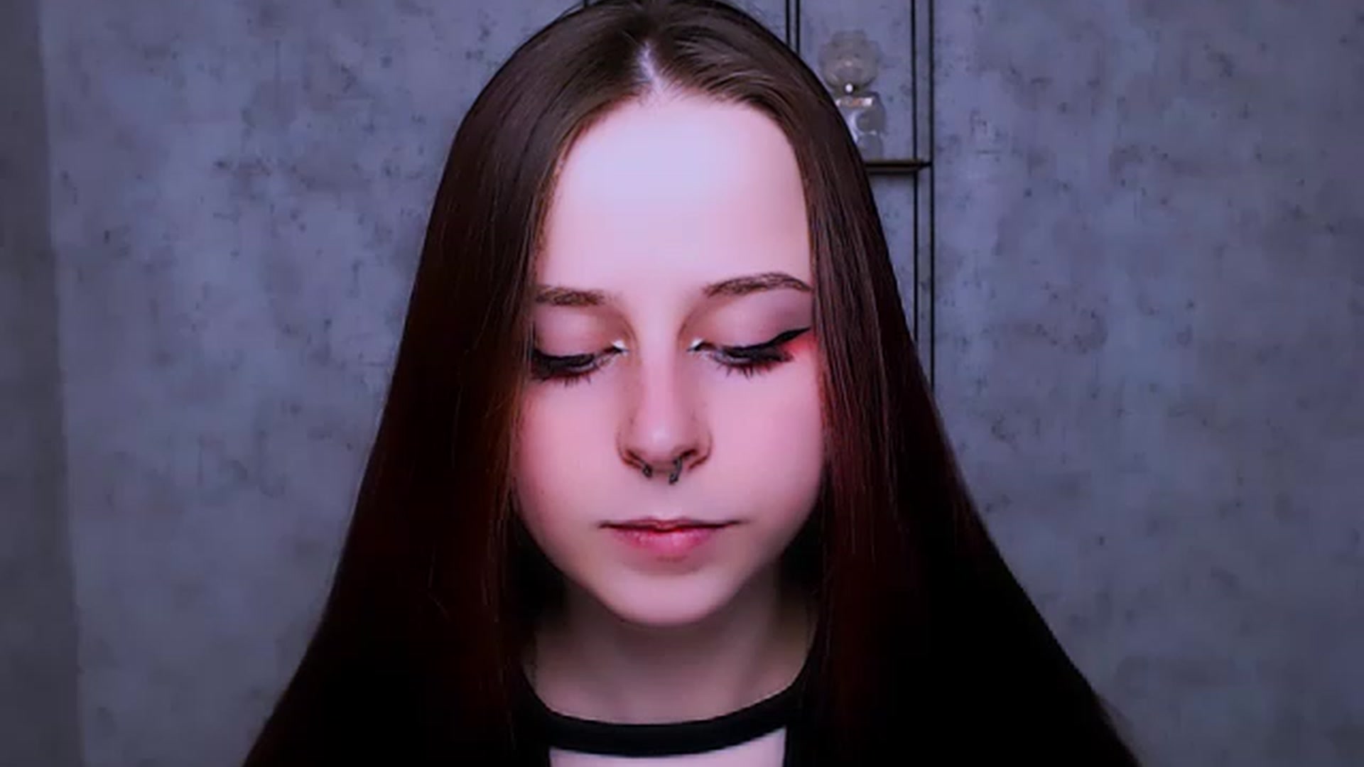 Gallery image thumbnail from SaraLipss_'s myfreecams stream on, 04/04/2023, 24:36 image 1 of 20