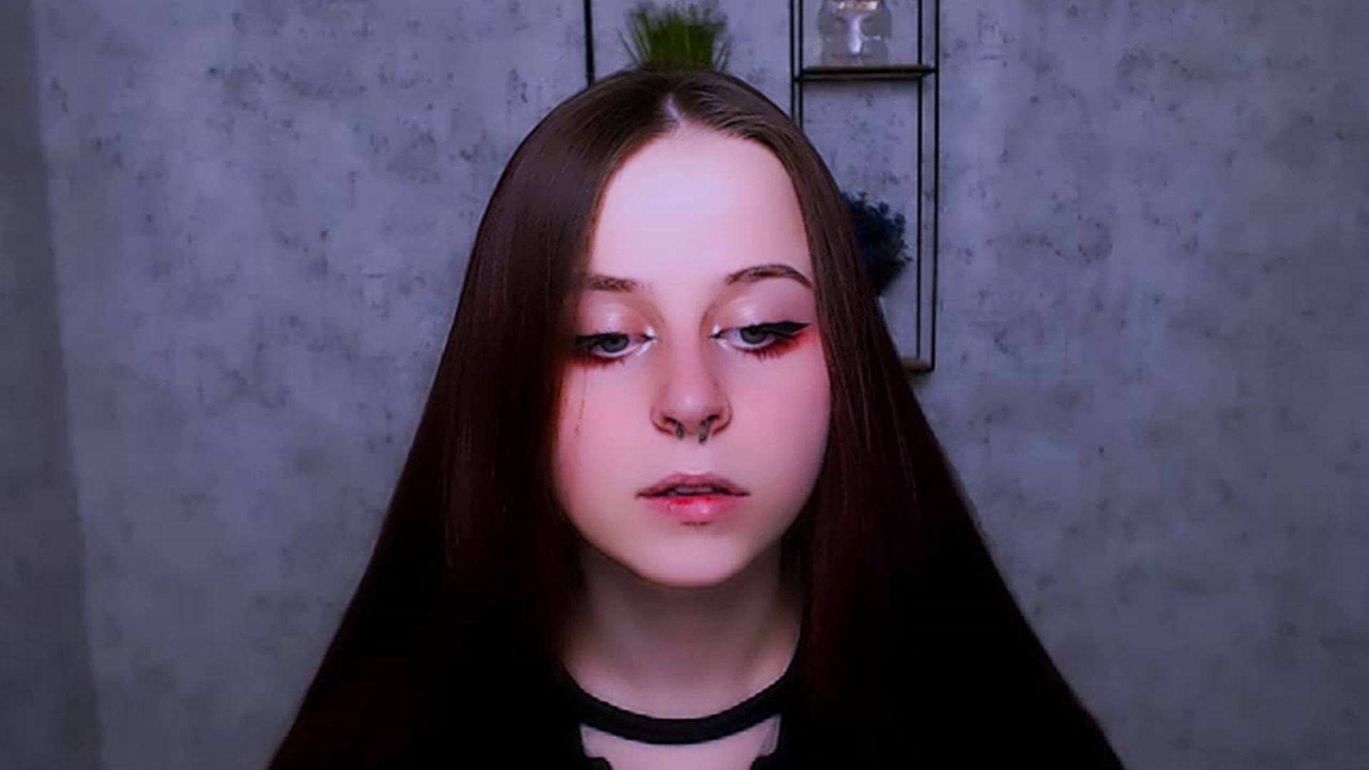 Gallery image thumbnail from SaraLipss_'s myfreecams stream on, 04/04/2023, 24:36 image 4 of 20