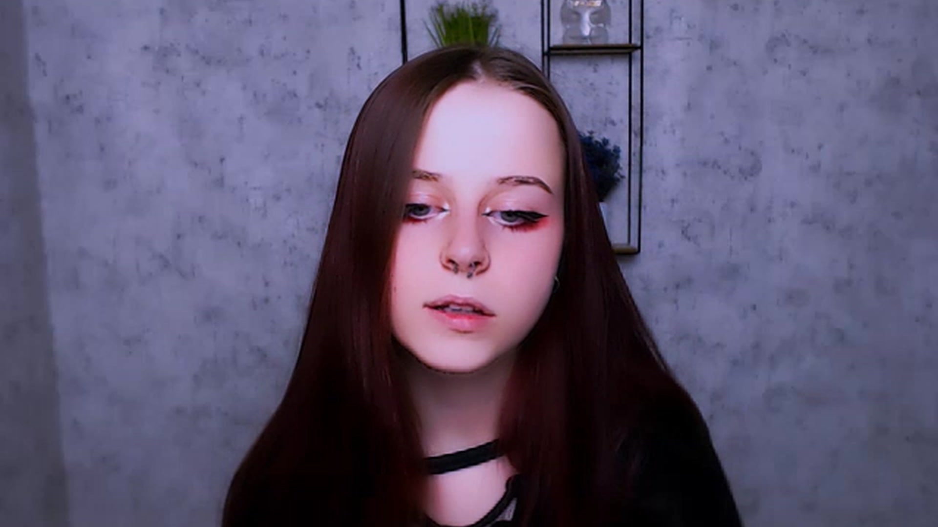 Gallery image thumbnail from SaraLipss_'s myfreecams stream on, 04/04/2023, 24:36 image 10 of 20