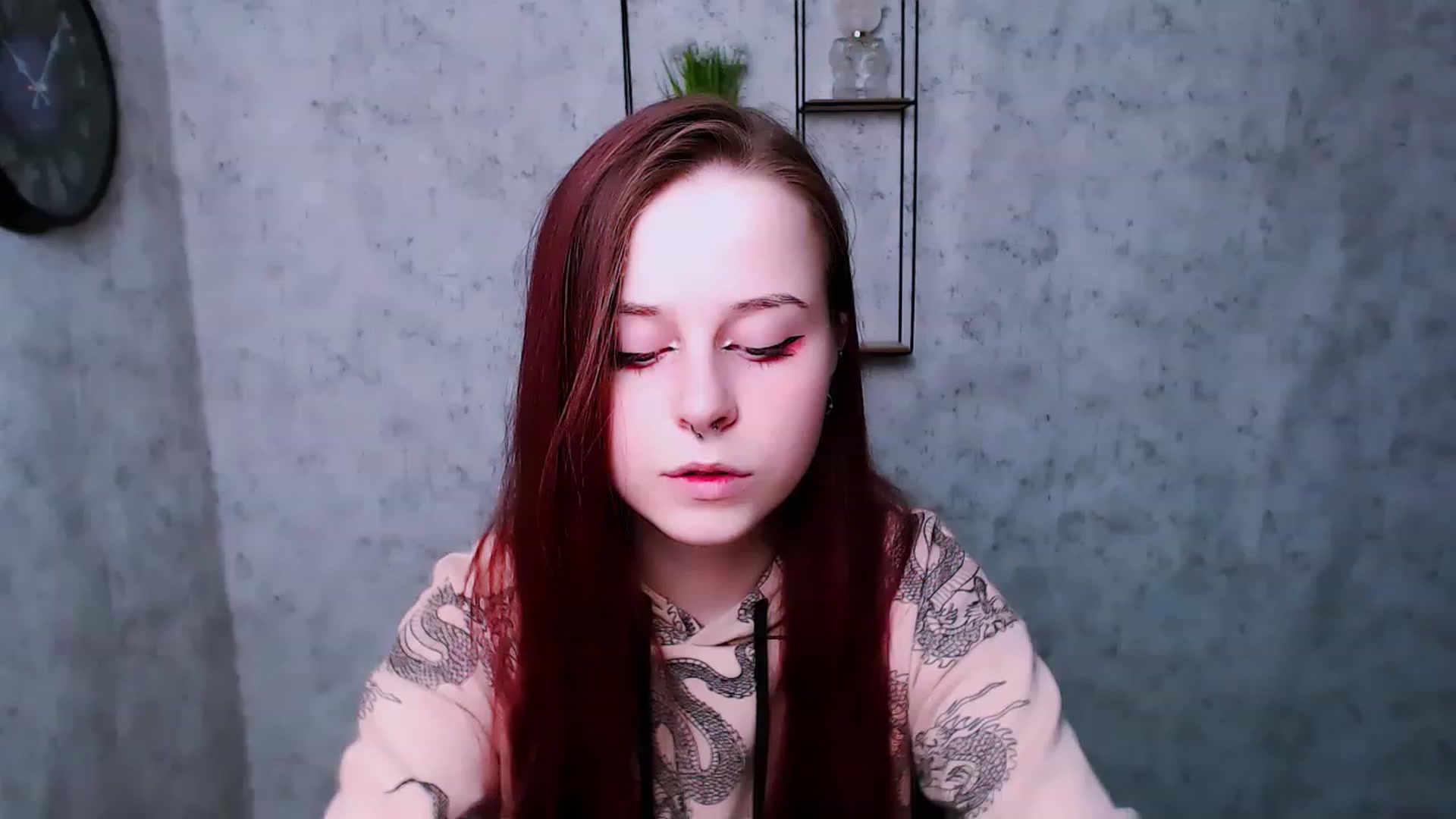 Gallery image thumbnail from SaraLipss_'s myfreecams stream on, 04/08/2023, 13:05 image 9 of 20