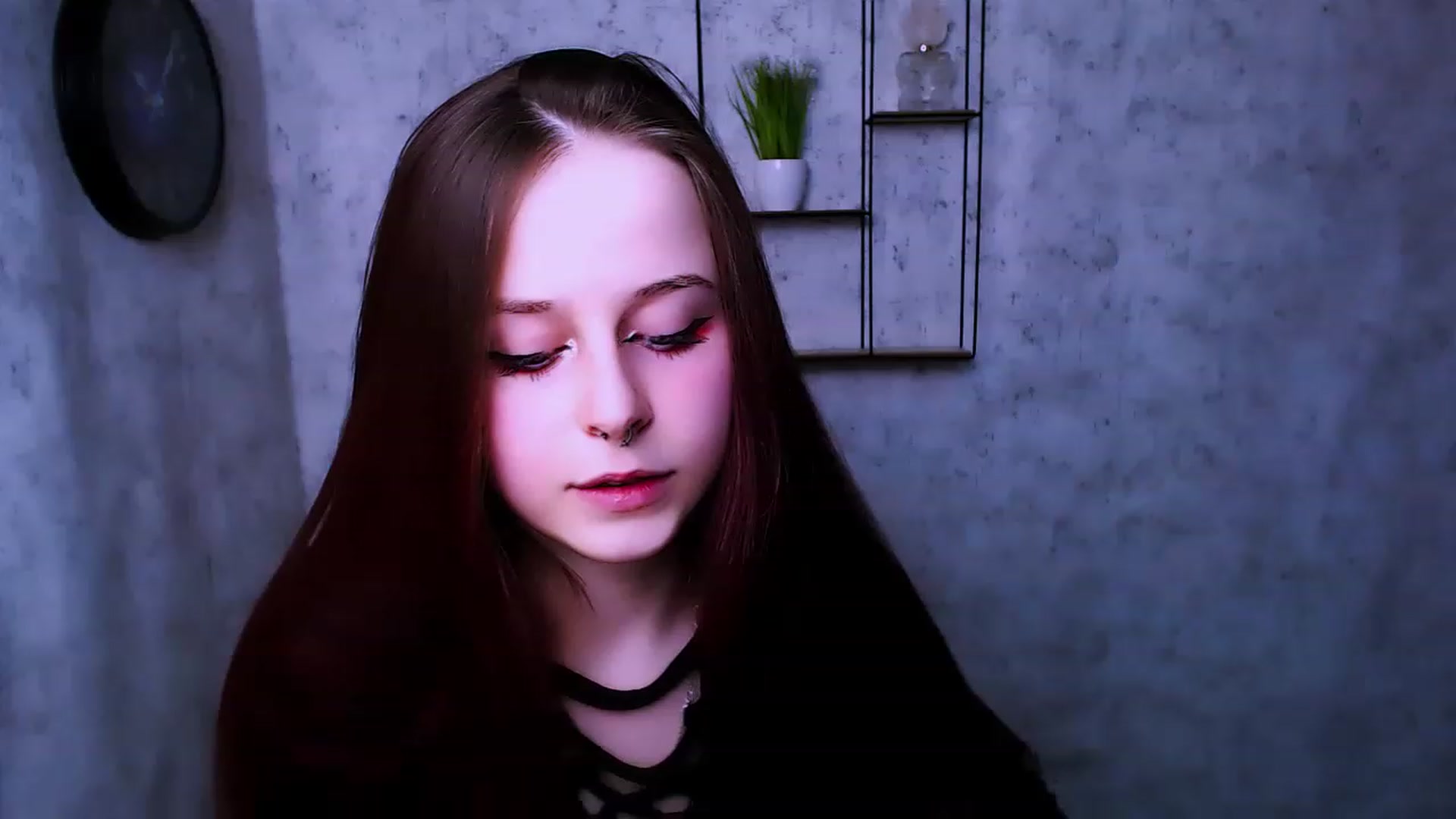 Gallery image thumbnail from SaraLipss_'s myfreecams stream on, 04/09/2023, 16:23 image 9 of 20
