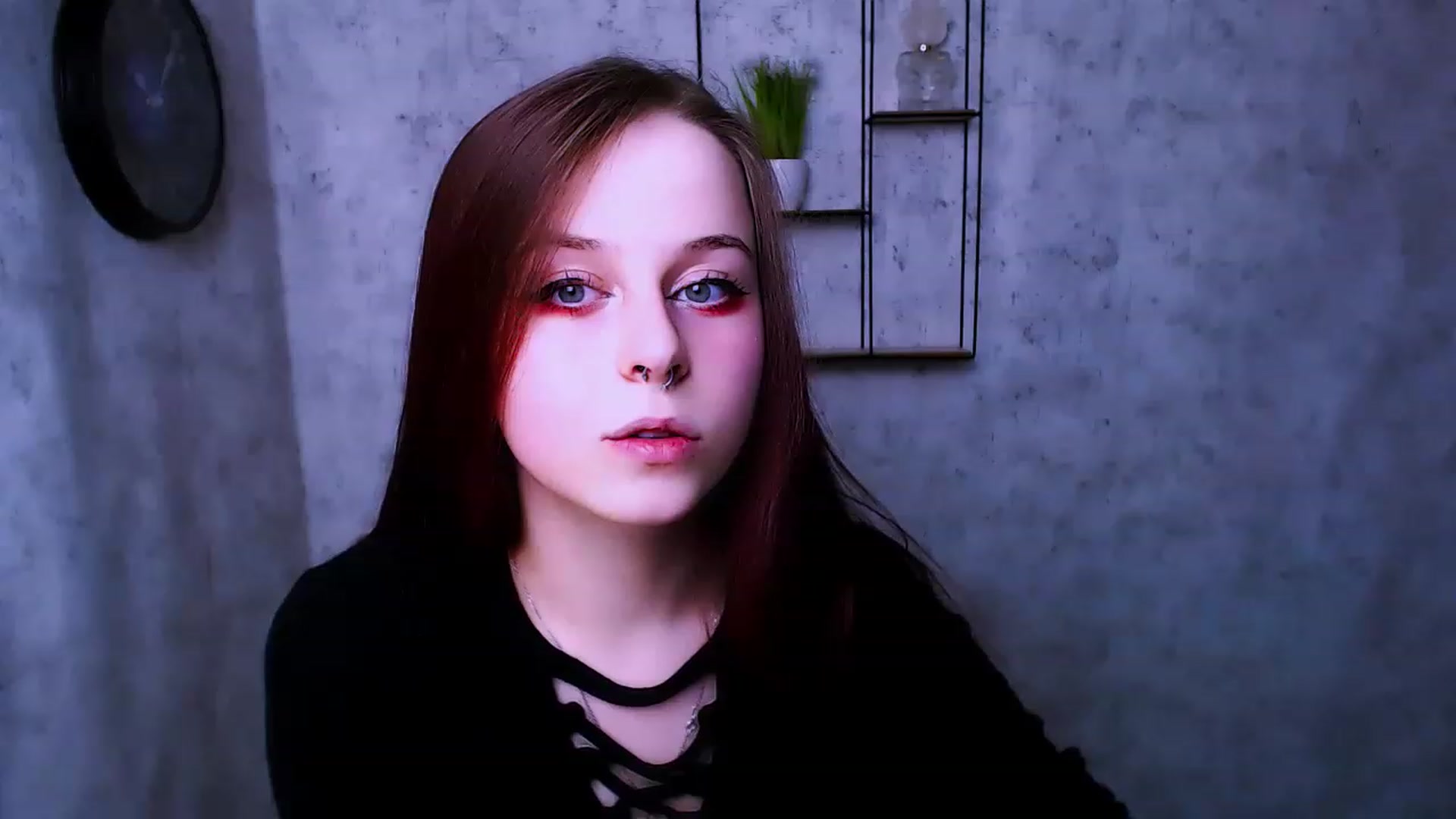 Gallery image thumbnail from SaraLipss_'s myfreecams stream on, 04/09/2023, 16:23 image 12 of 20