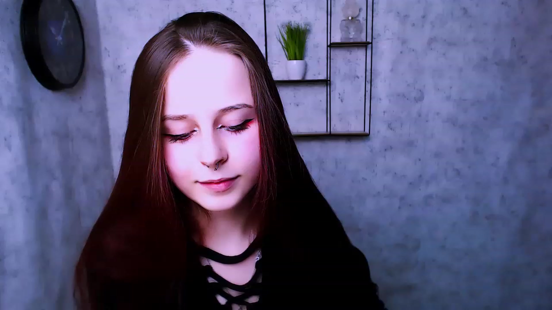 Gallery image thumbnail from SaraLipss_'s myfreecams stream on, 04/09/2023, 16:23 image 7 of 20