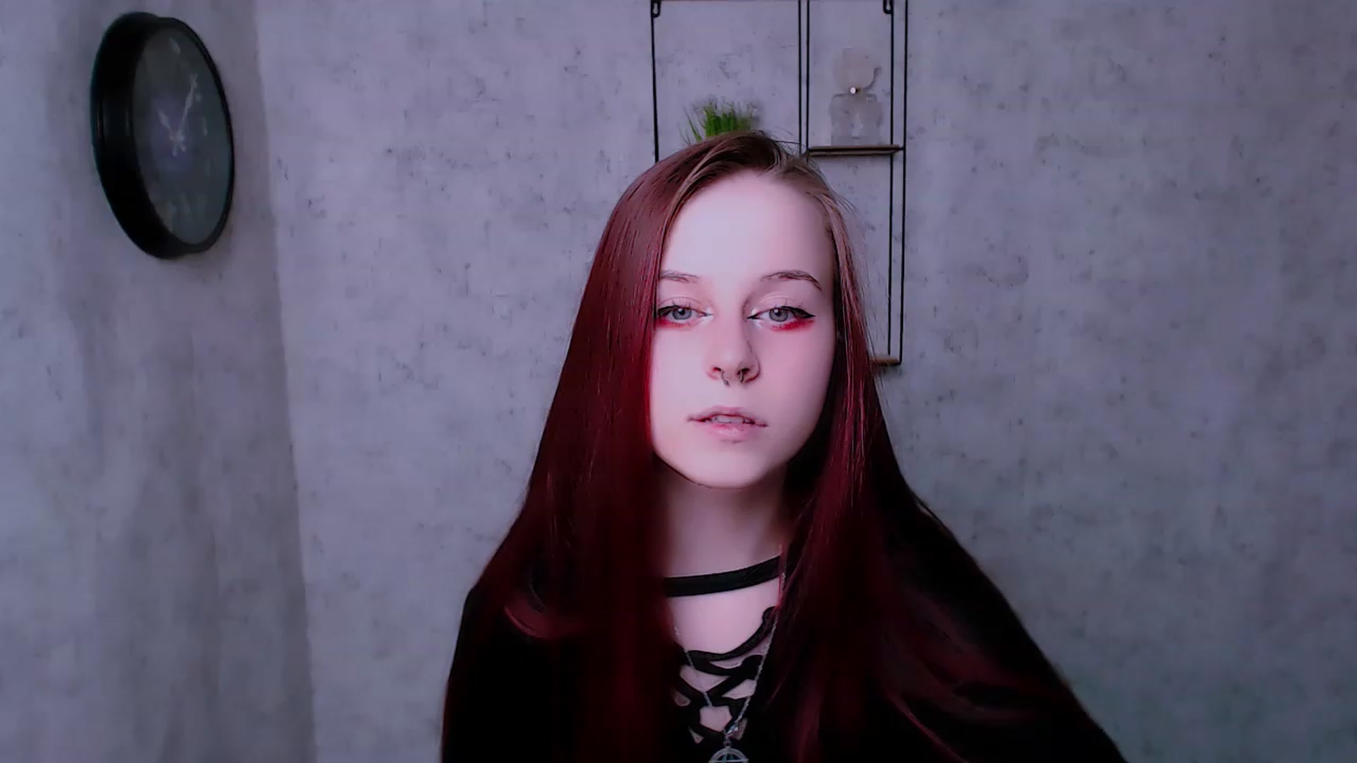 Gallery image thumbnail from SaraLipss_'s myfreecams stream on, 04/10/2023, 14:43 image 6 of 20