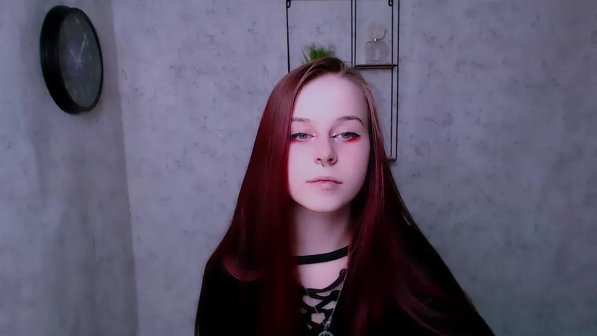 Gallery image thumbnail from SaraLipss_'s myfreecams stream on, 04/10/2023, 14:43 image 4 of 20