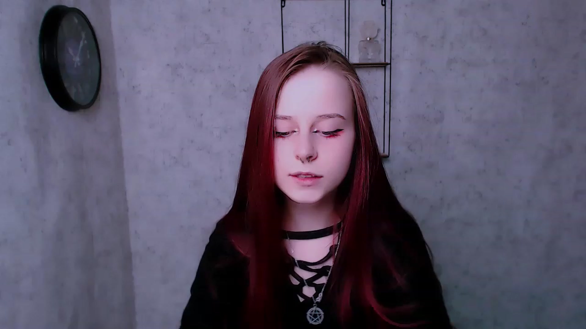 Gallery image thumbnail from SaraLipss_'s myfreecams stream on, 04/10/2023, 14:43 image 12 of 20