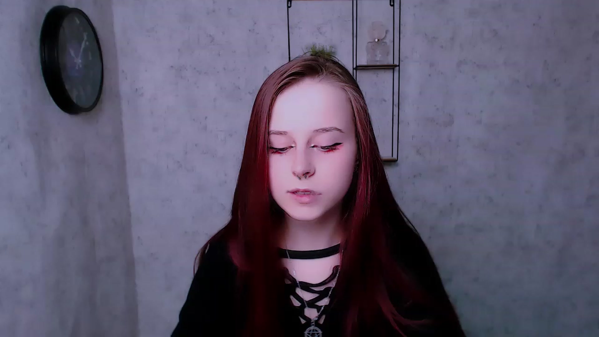 Gallery image thumbnail from SaraLipss_'s myfreecams stream on, 04/10/2023, 14:43 image 3 of 20