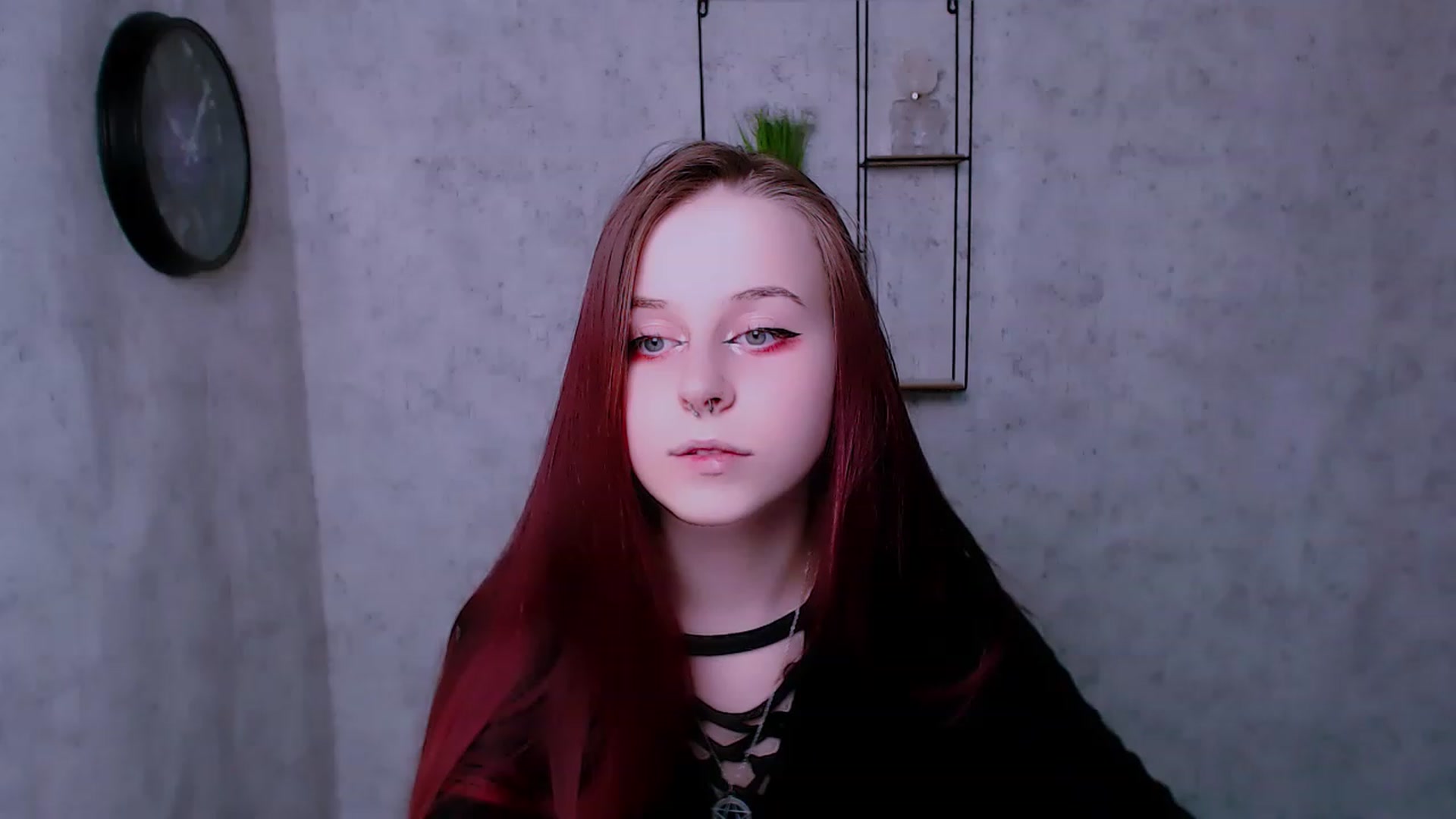 Gallery image thumbnail from SaraLipss_'s myfreecams stream on, 04/10/2023, 16:17 image 5 of 20