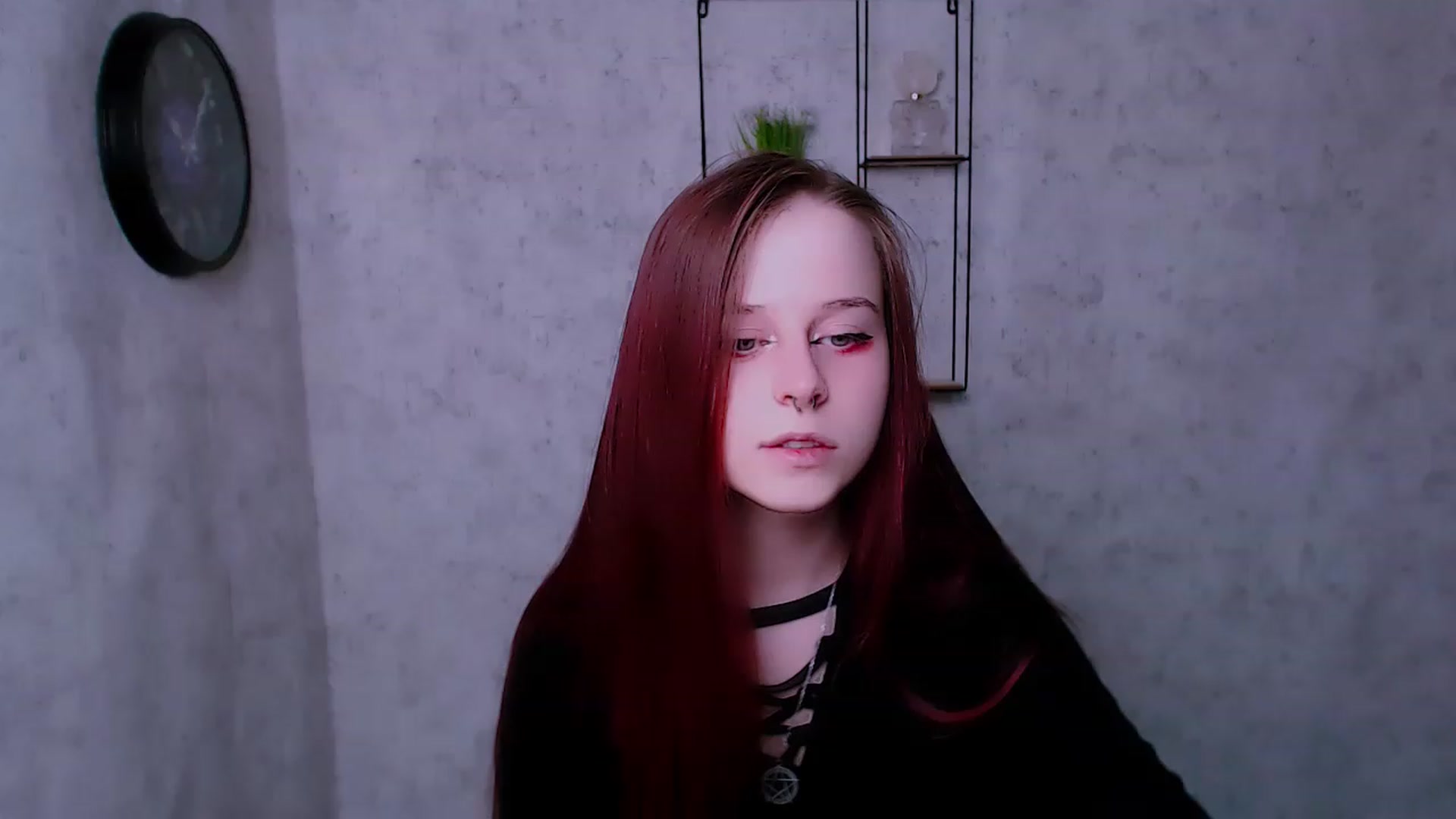 Gallery image thumbnail from SaraLipss_'s myfreecams stream on, 04/10/2023, 16:17 image 8 of 20