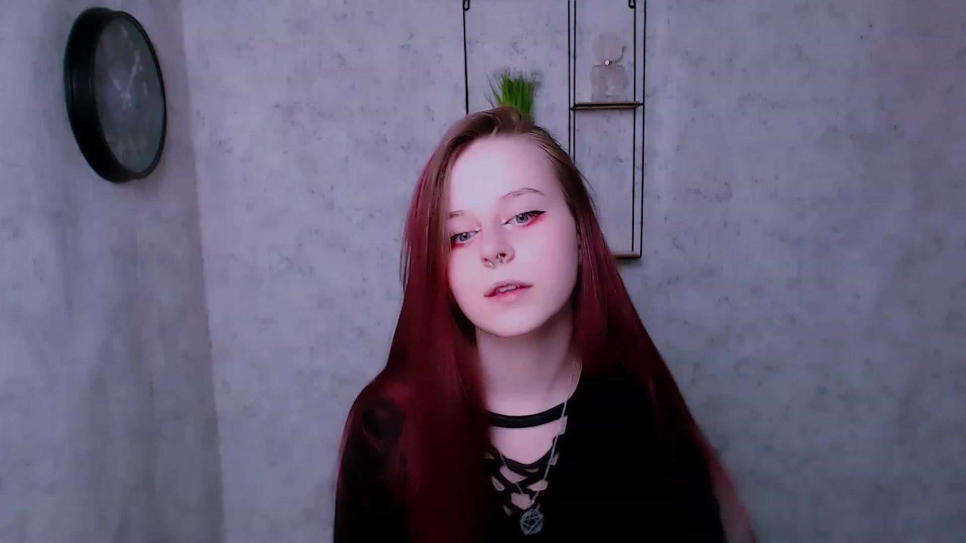 Gallery image thumbnail from SaraLipss_'s myfreecams stream on, 04/10/2023, 16:17 image 18 of 20