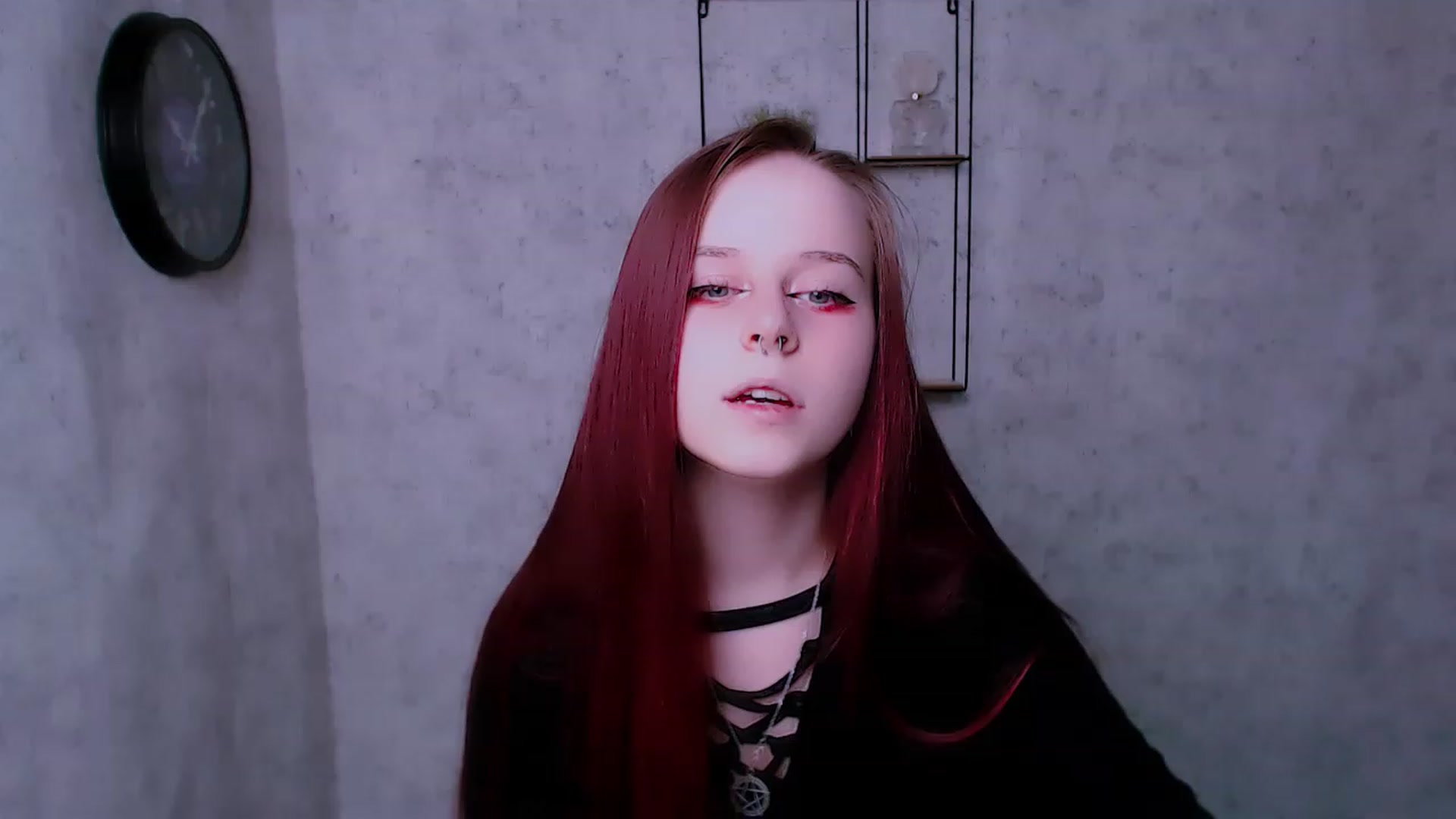 Gallery image thumbnail from SaraLipss_'s myfreecams stream on, 04/10/2023, 16:17 image 9 of 20