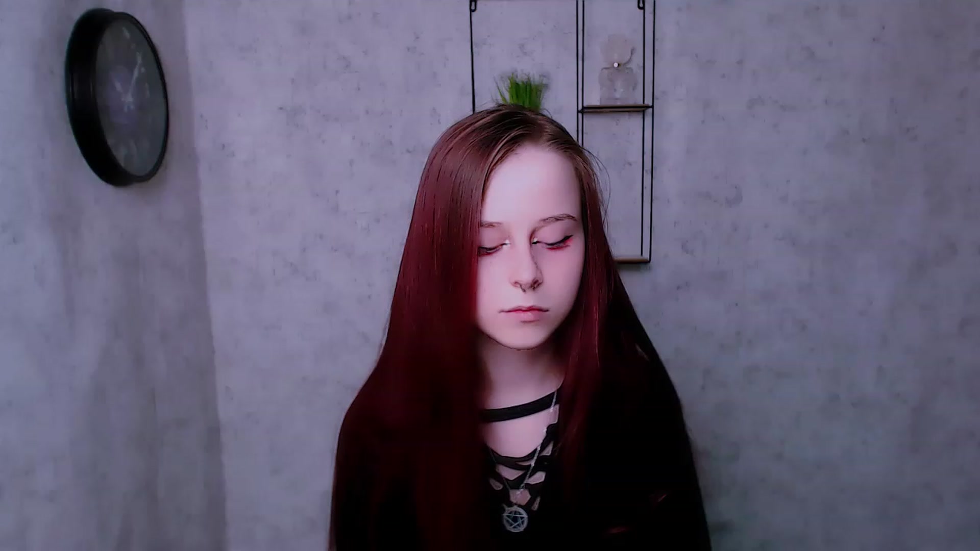 Gallery image thumbnail from SaraLipss_'s myfreecams stream on, 04/10/2023, 16:17 image 13 of 20