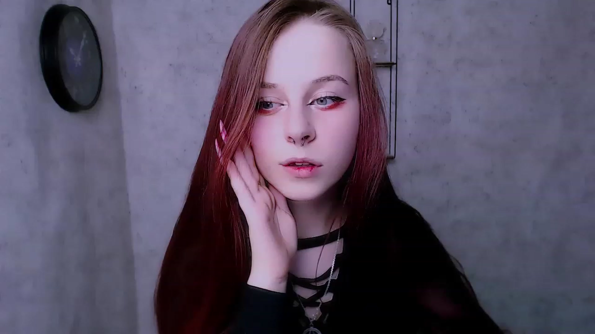 Gallery image thumbnail from SaraLipss_'s myfreecams stream on, 04/10/2023, 18:41 image 5 of 20