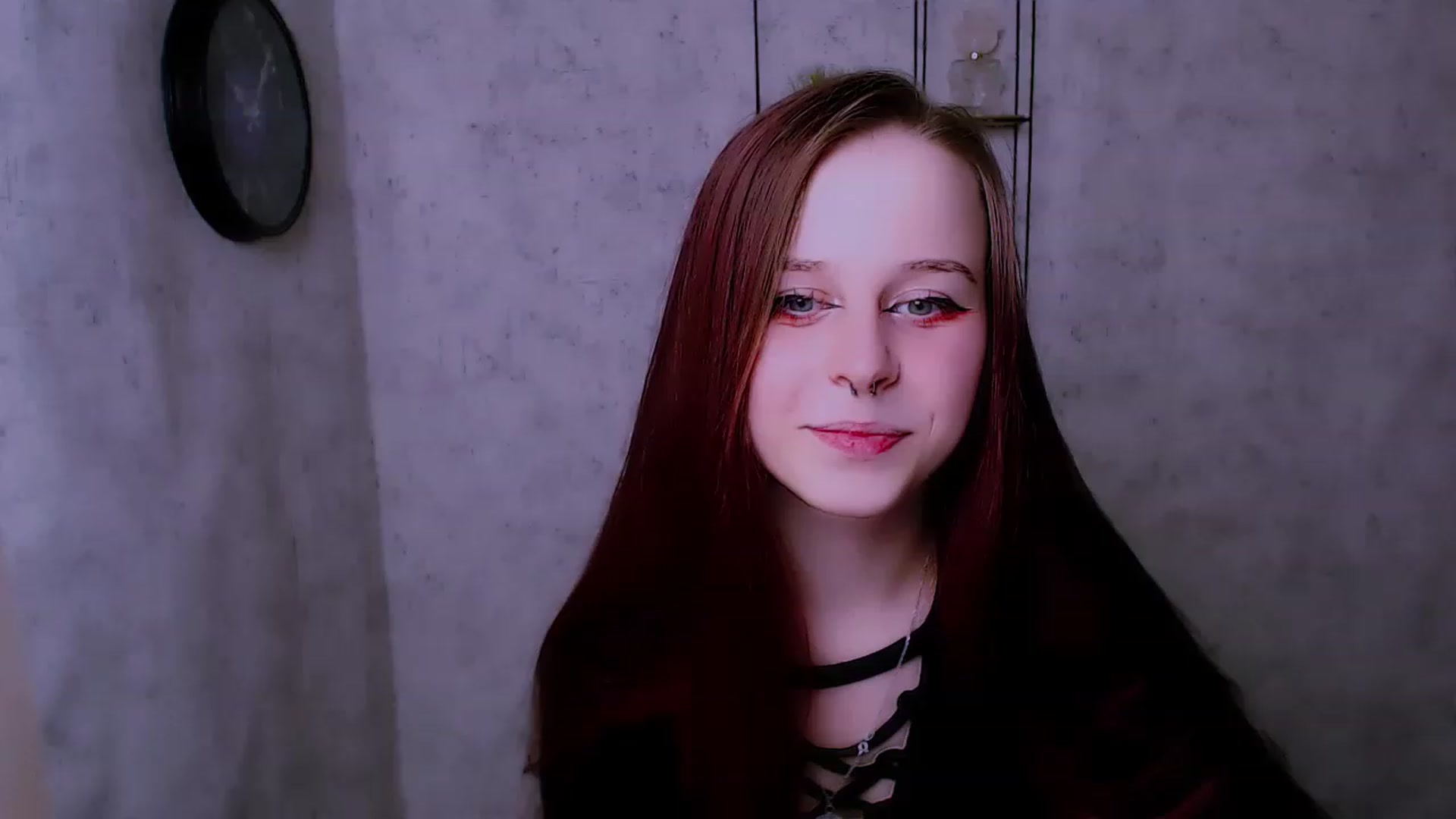 Gallery image thumbnail from SaraLipss_'s myfreecams stream on, 04/11/2023, 13:53 image 17 of 20