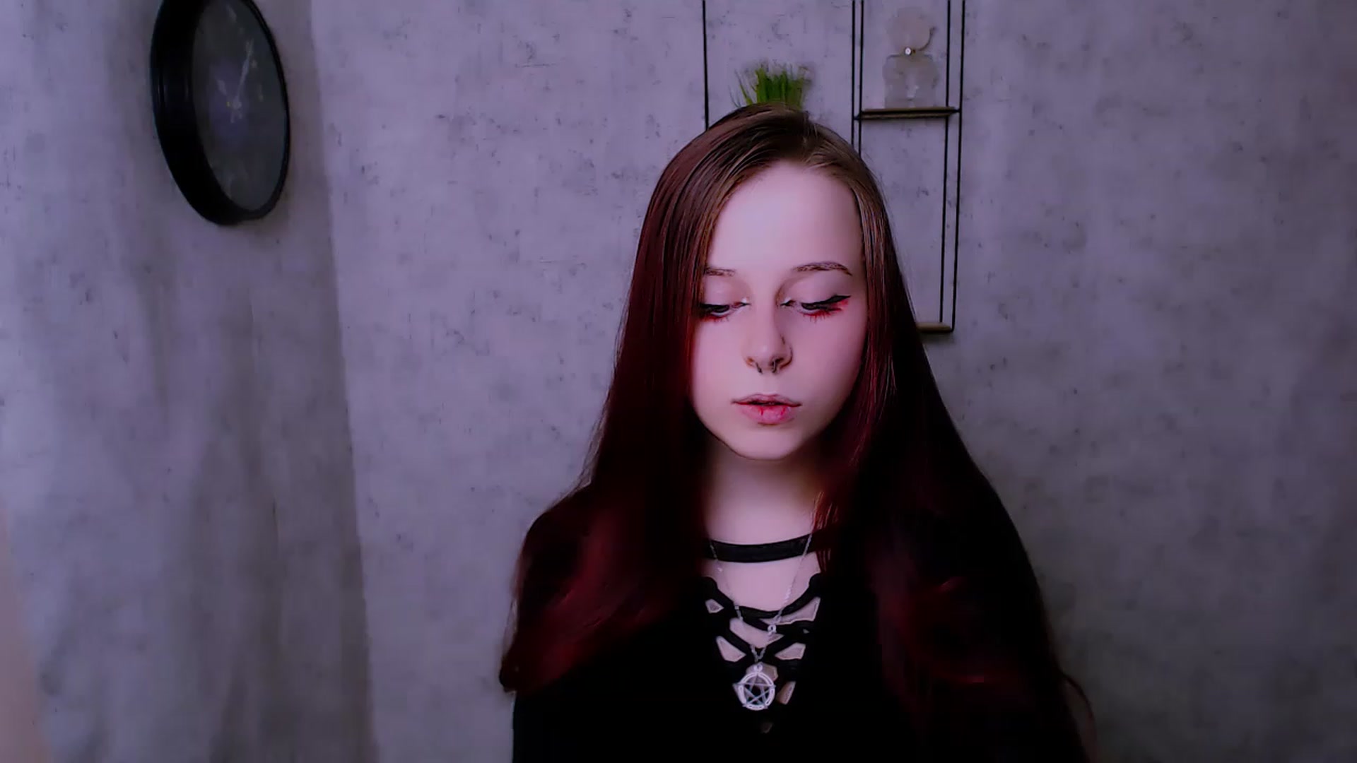 Gallery image thumbnail from SaraLipss_'s myfreecams stream on, 04/11/2023, 13:53 image 5 of 20