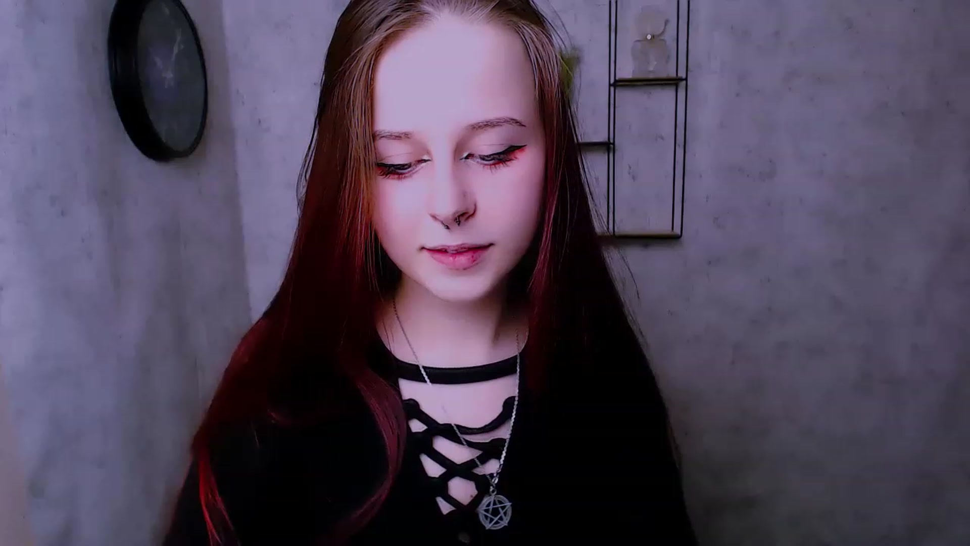 Gallery image thumbnail from SaraLipss_'s myfreecams stream on, 04/11/2023, 16:23 image 16 of 20
