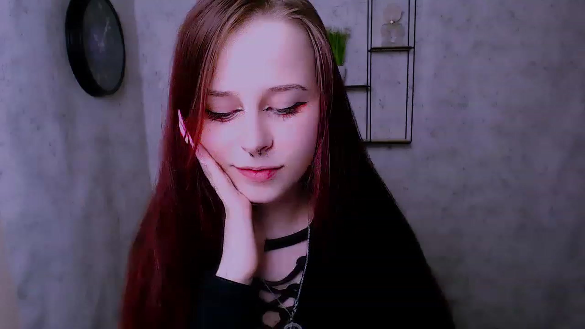 Gallery image thumbnail from SaraLipss_'s myfreecams stream on, 04/11/2023, 16:23 image 3 of 20