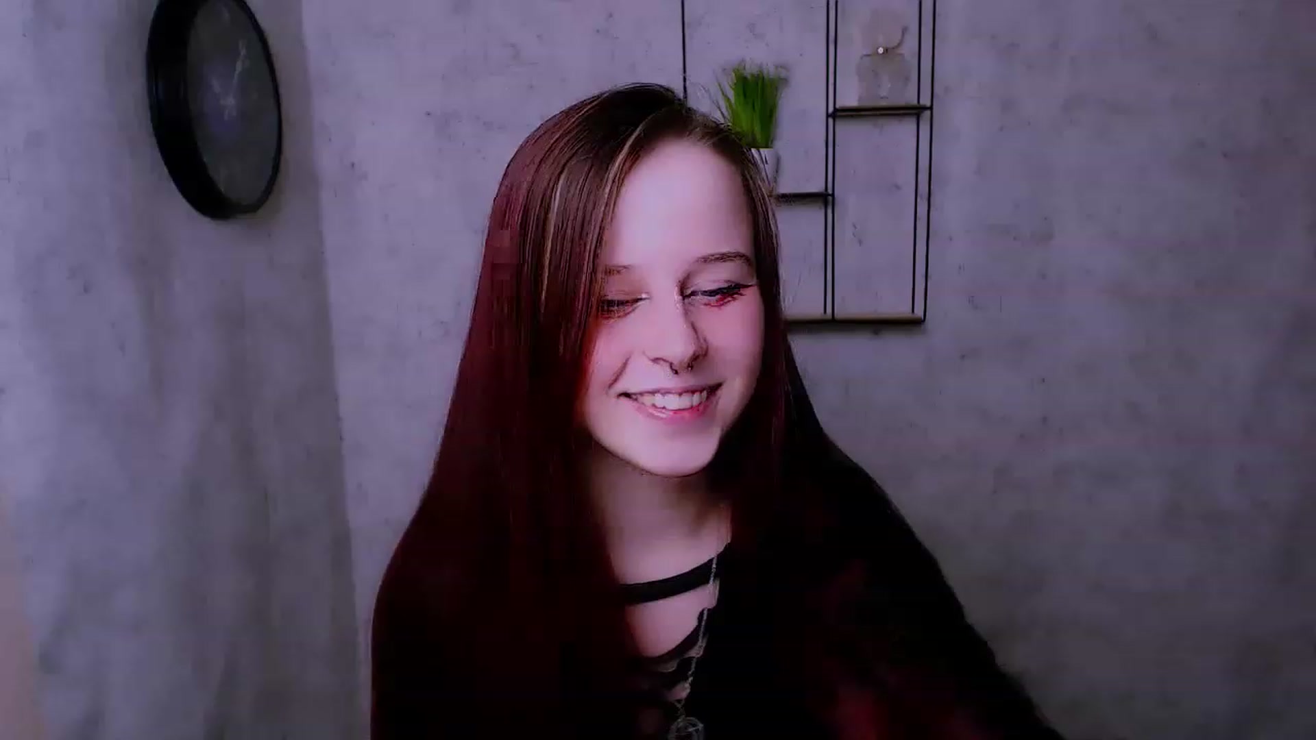 Gallery image thumbnail from SaraLipss_'s myfreecams stream on, 04/11/2023, 16:23 image 11 of 20