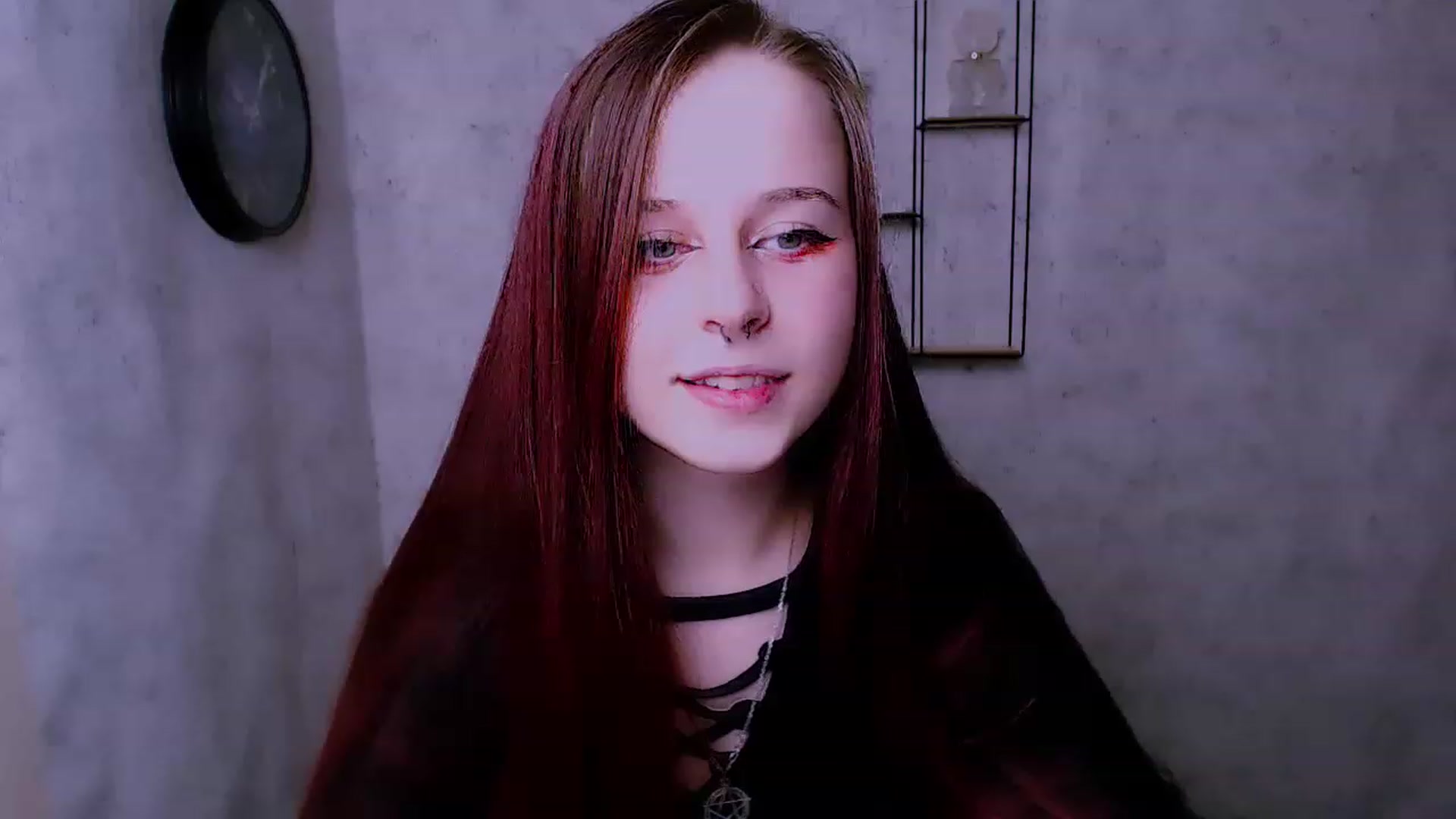 Gallery image thumbnail from SaraLipss_'s myfreecams stream on, 04/11/2023, 16:23 image 12 of 20