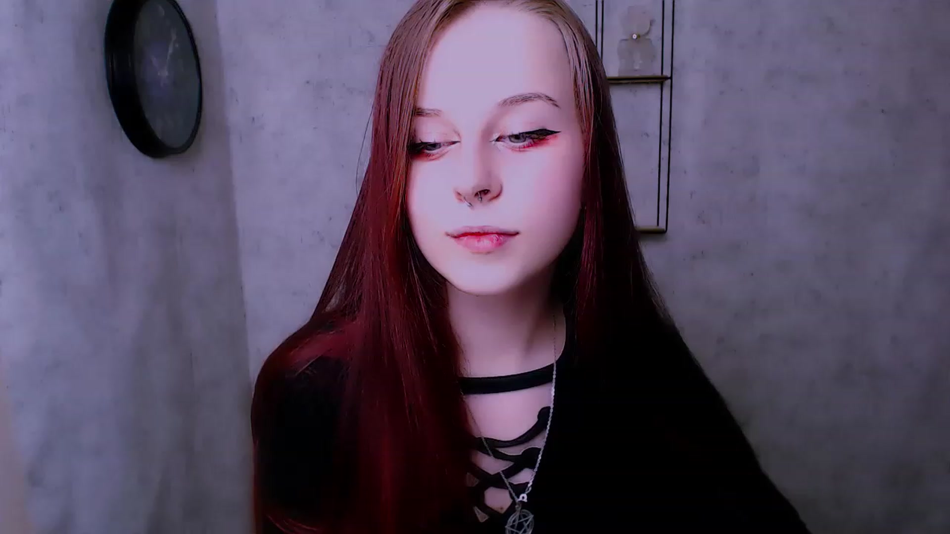 Gallery image thumbnail from SaraLipss_'s myfreecams stream on, 04/11/2023, 17:10 image 5 of 20