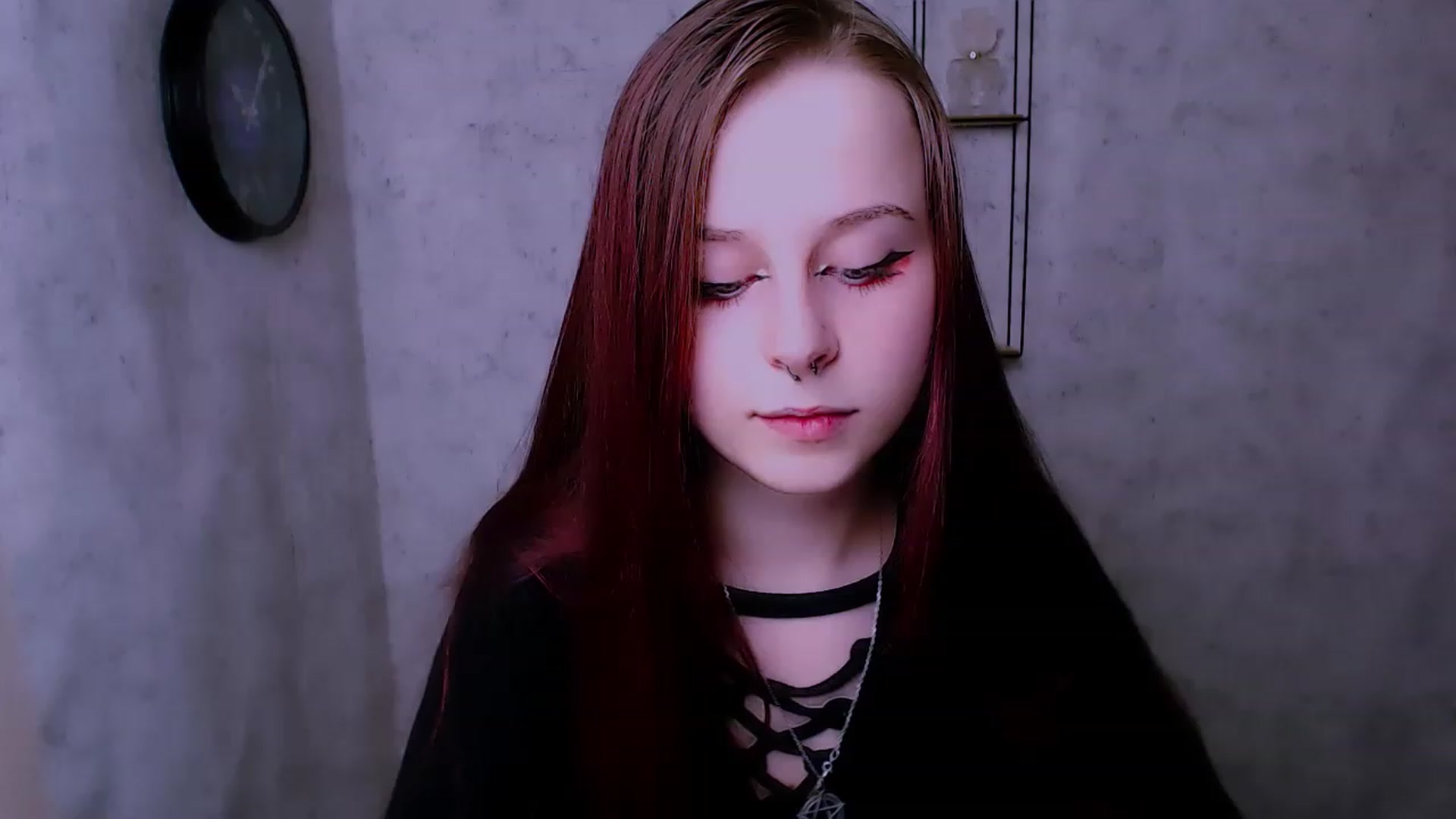 Gallery image thumbnail from SaraLipss_'s myfreecams stream on, 04/11/2023, 17:10 image 15 of 20