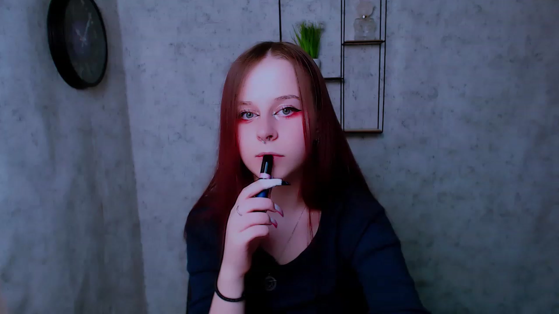 Gallery image thumbnail from SaraLipss_'s myfreecams stream on, 04/12/2023, 14:29 image 17 of 20