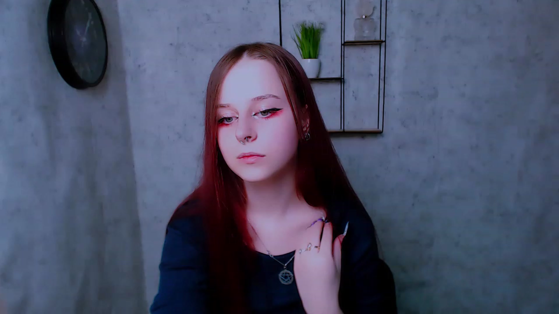 Gallery image thumbnail from SaraLipss_'s myfreecams stream on, 04/12/2023, 14:29 image 1 of 20