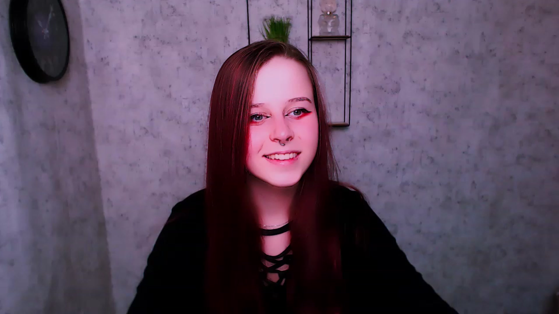 Gallery image thumbnail from SaraLipss_'s myfreecams stream on, 04/17/2023, 20:56 image 18 of 20