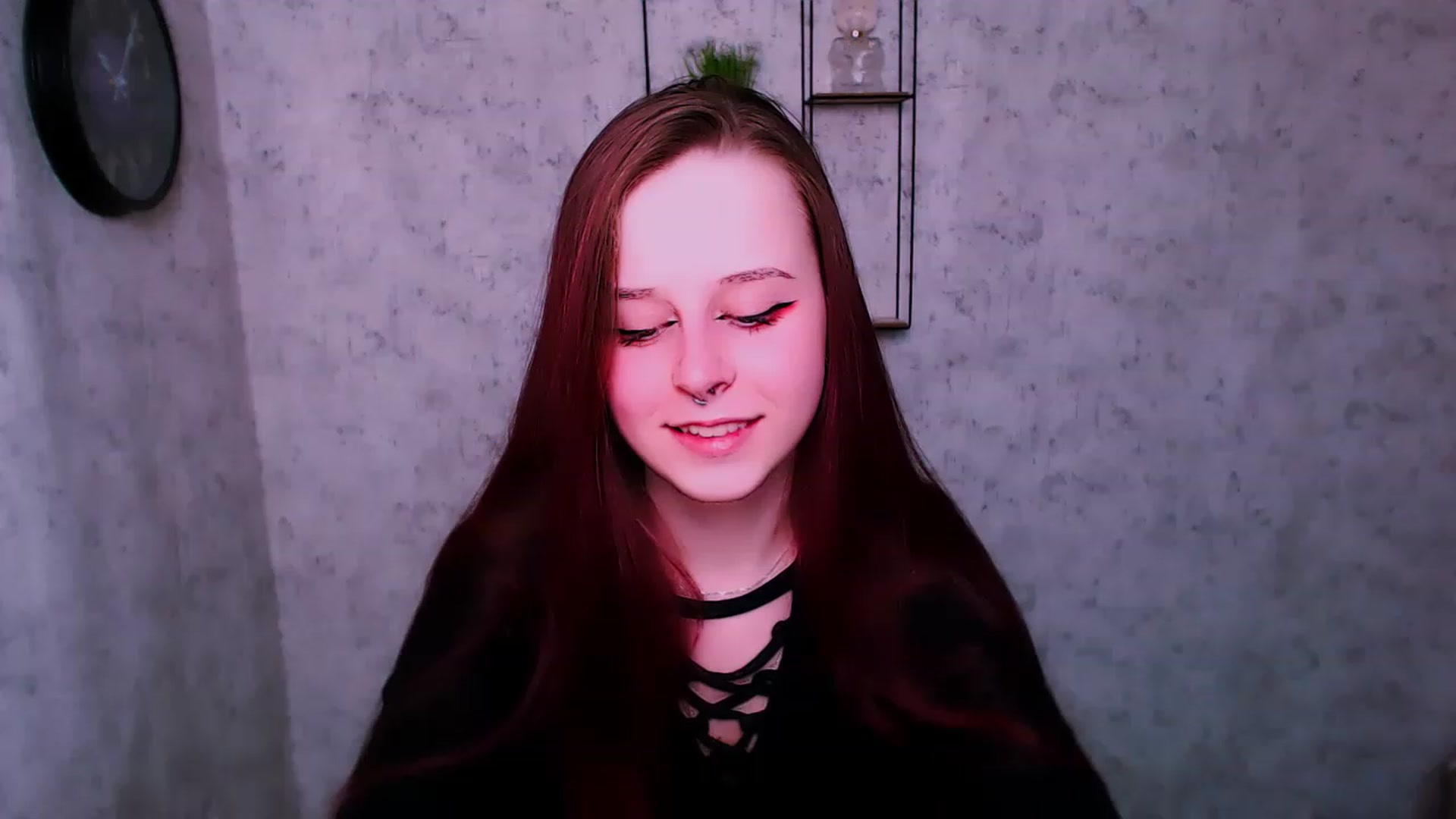 Gallery image thumbnail from SaraLipss_'s myfreecams stream on, 04/17/2023, 20:56 image 10 of 20