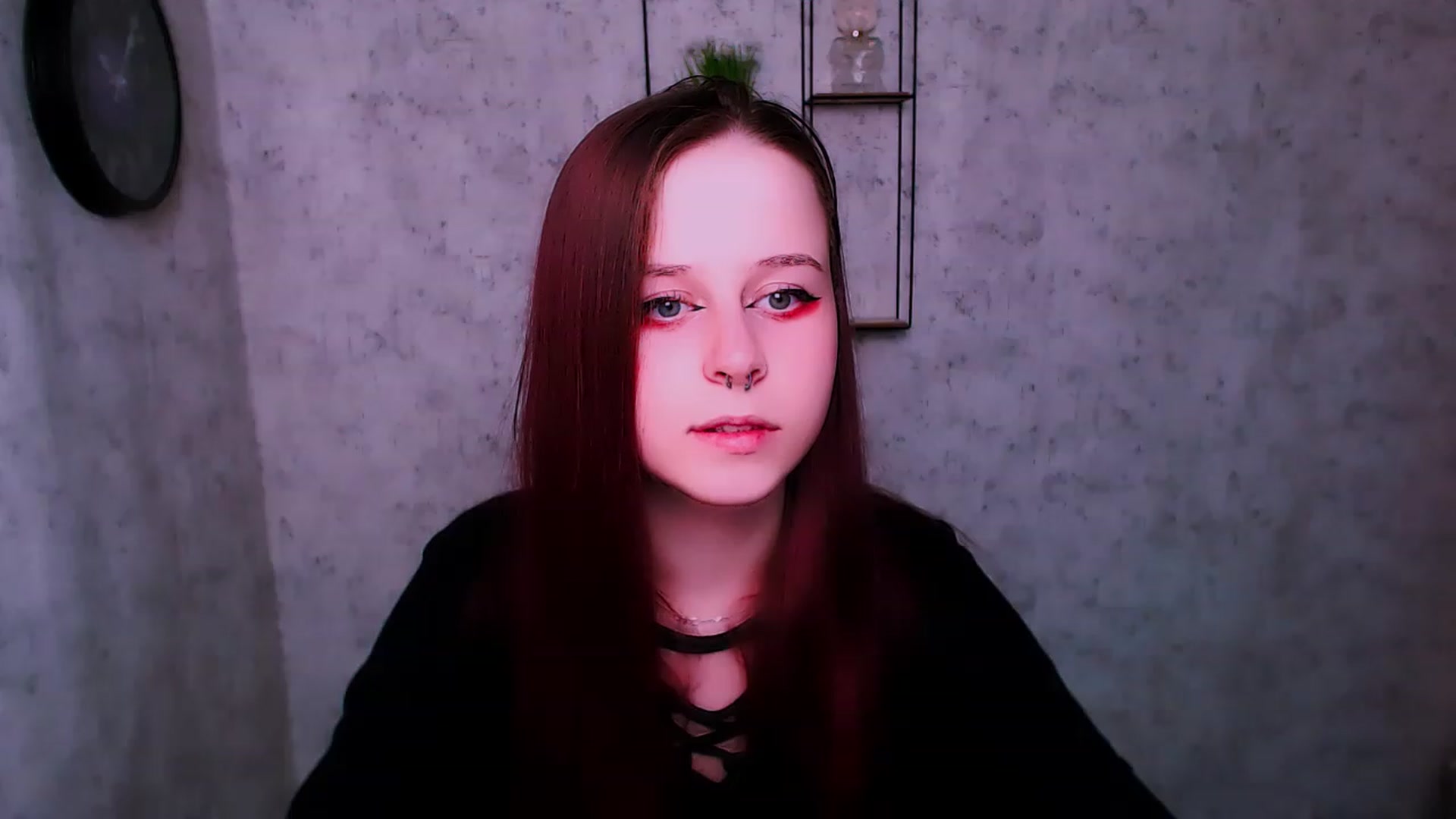 Gallery image thumbnail from SaraLipss_'s myfreecams stream on, 04/18/2023, 24:32 image 16 of 20