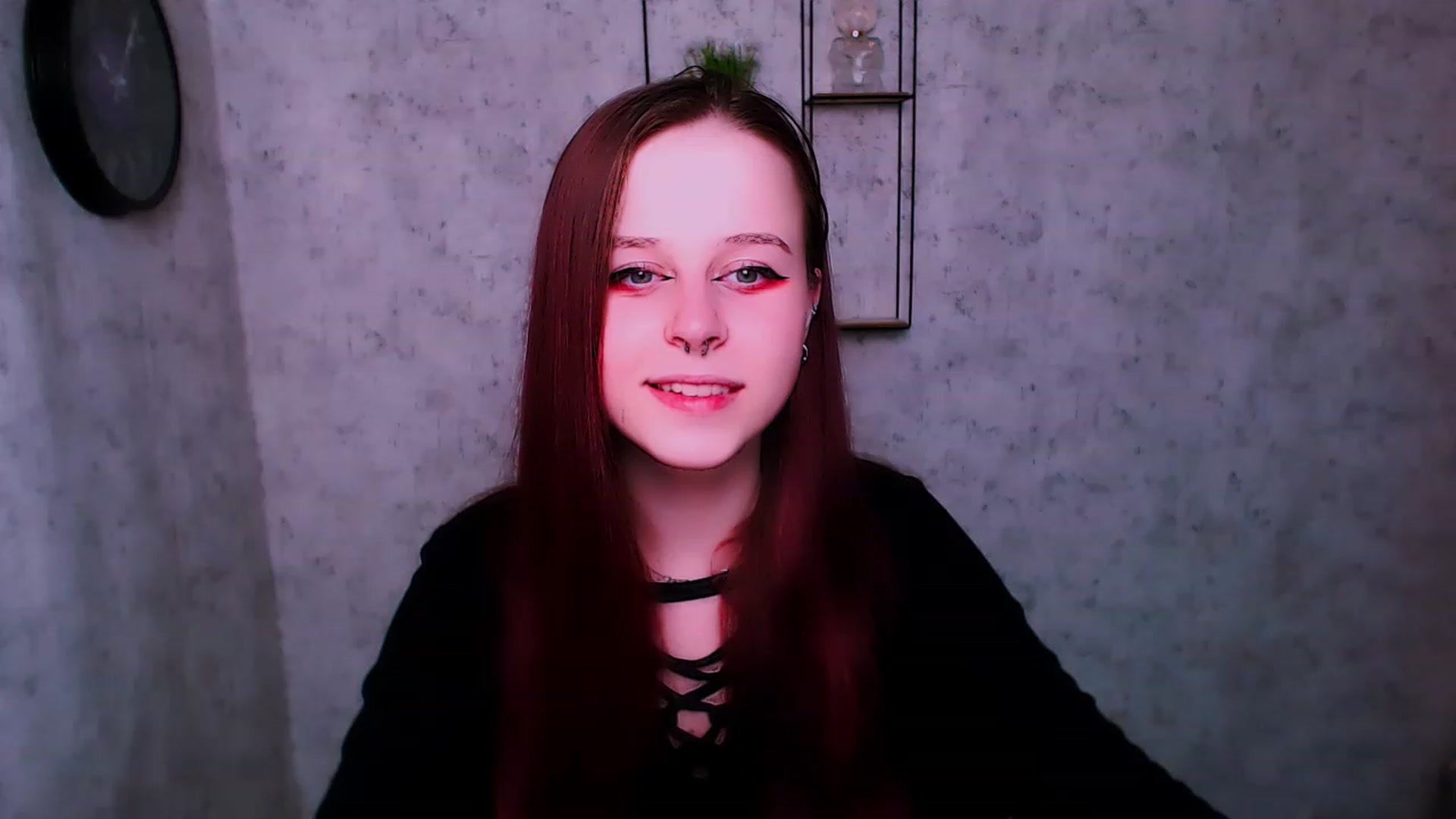 Gallery image thumbnail from SaraLipss_'s myfreecams stream on, 04/18/2023, 24:32 image 13 of 20