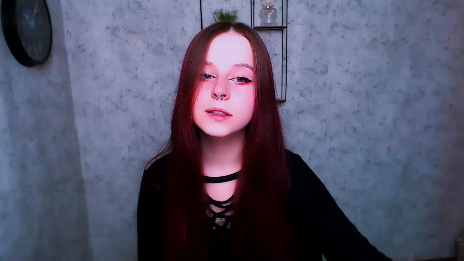 Gallery image thumbnail from SaraLipss_'s myfreecams stream on, 04/18/2023, 19:14 image 6 of 20