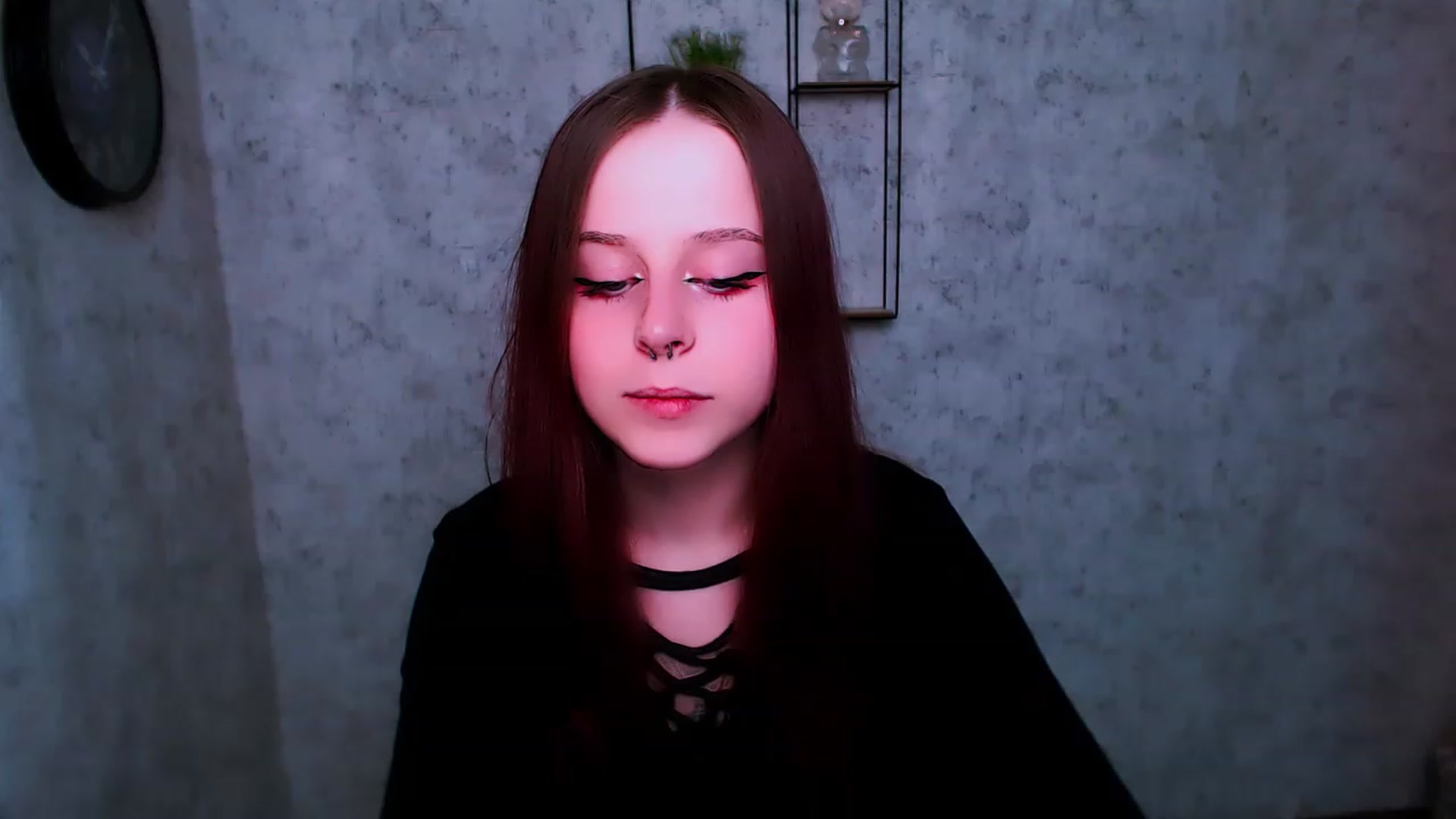 Gallery image thumbnail from SaraLipss_'s myfreecams stream on, 04/18/2023, 19:14 image 15 of 20
