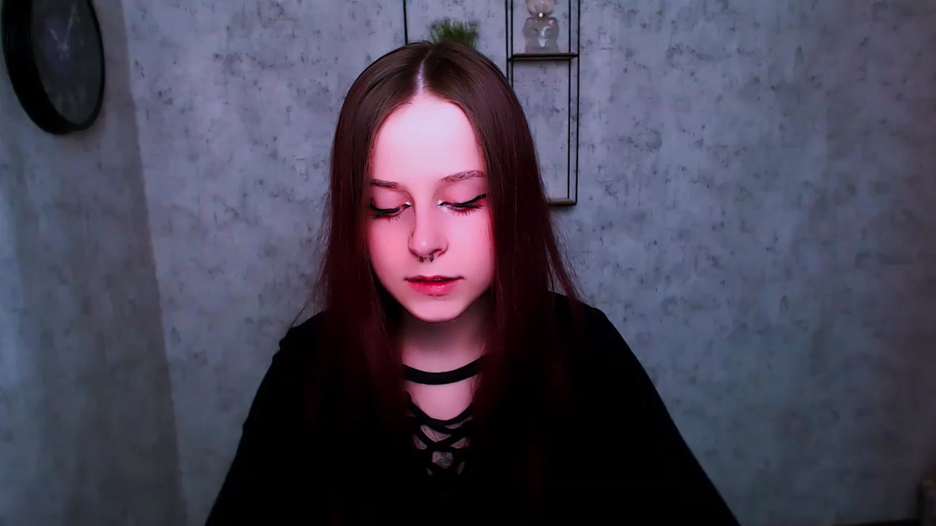 Gallery image thumbnail from SaraLipss_'s myfreecams stream on, 04/18/2023, 19:14 image 2 of 20
